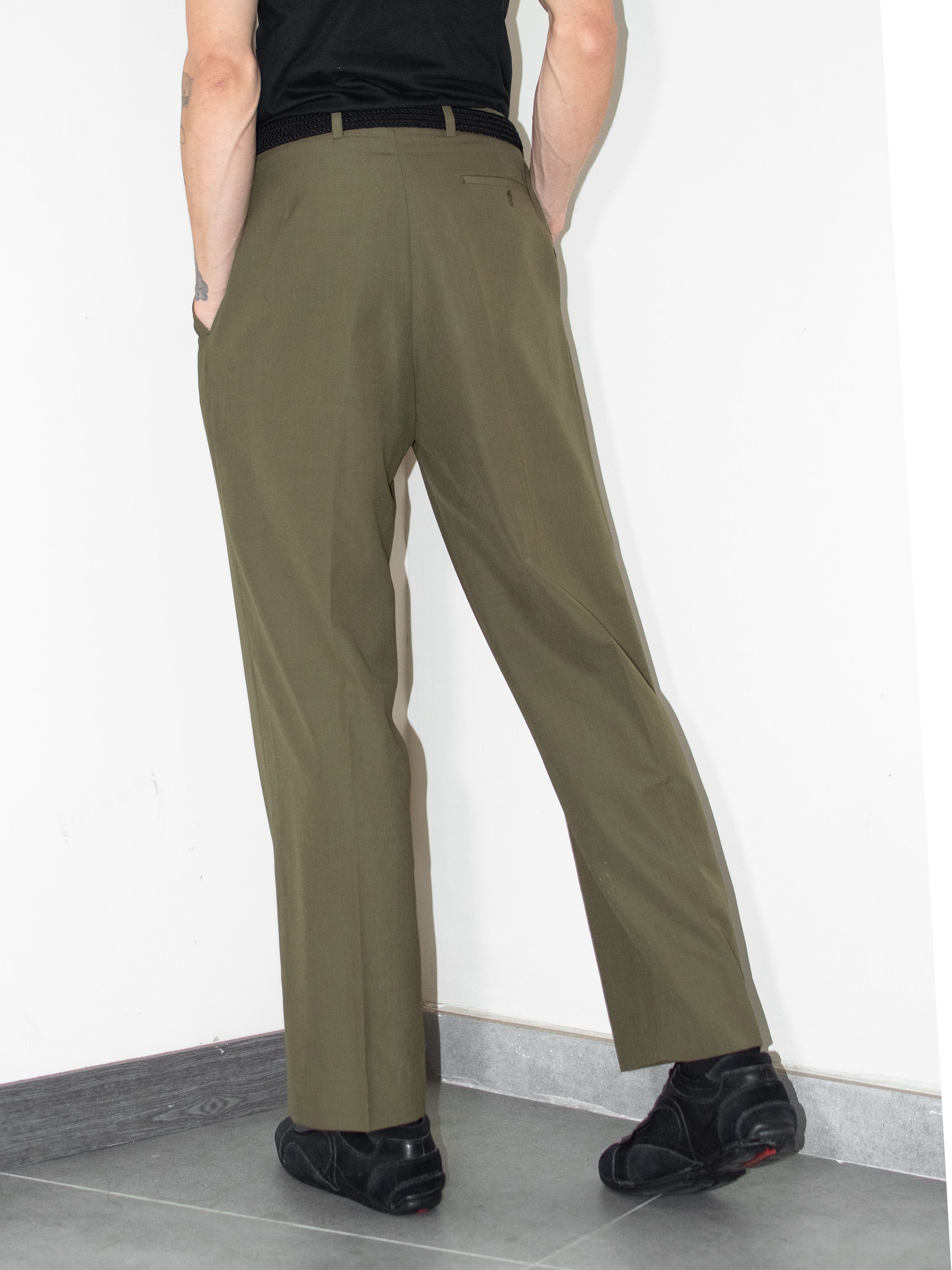 Burberry × Designer × Vintage OG burberry Vintage Green Wide leg pleated chino Trousers Size US 34 / EU 50 - 5 Thumbnail