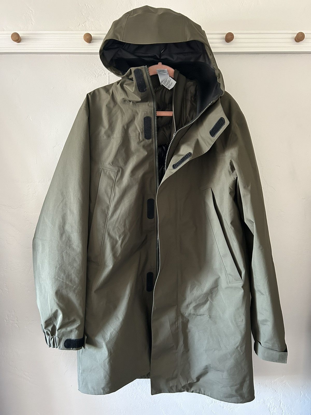 The North Face The North Face 2-in-1 Waterproof Parka & Down Bomber Jacket Size US M / EU 48-50 / 2 - 1 Thumbnail