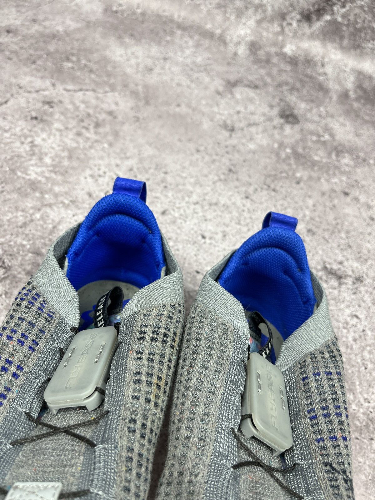 Nike Nike Air VaporMax 2020 Flyknit Size US 8 / EU 41 - 13 Thumbnail