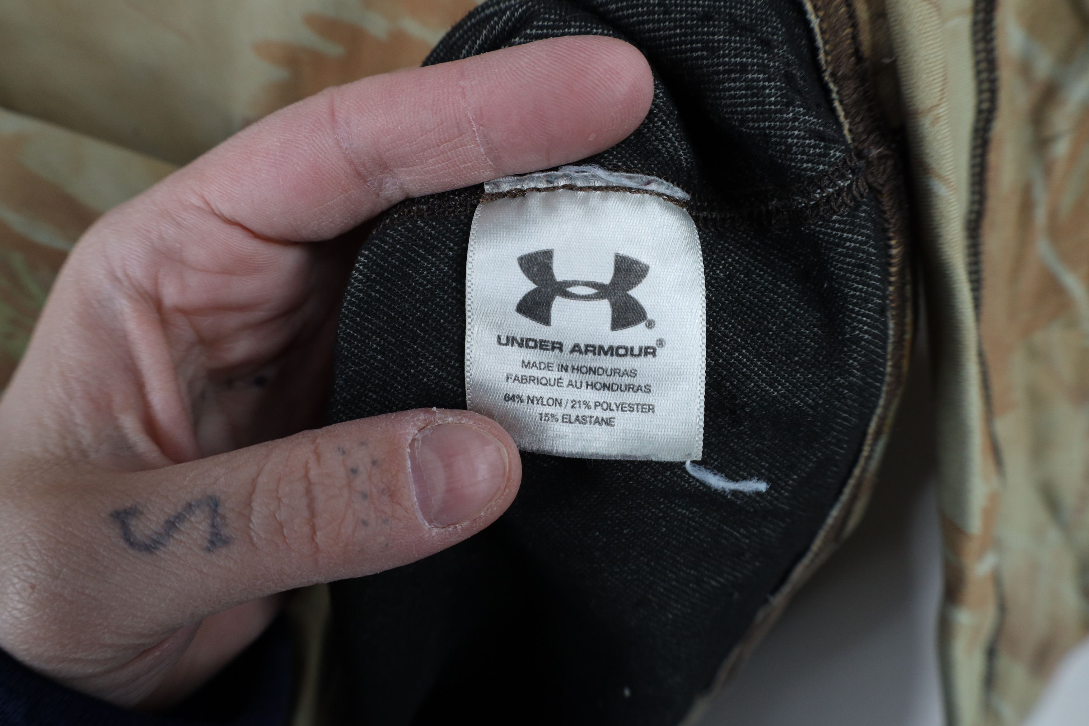 Under Armour × Vintage Vintage Under Armour Tactical Camouflage Mock Neck Shirt Size US L / EU 52-54 / 3 - 7 Thumbnail