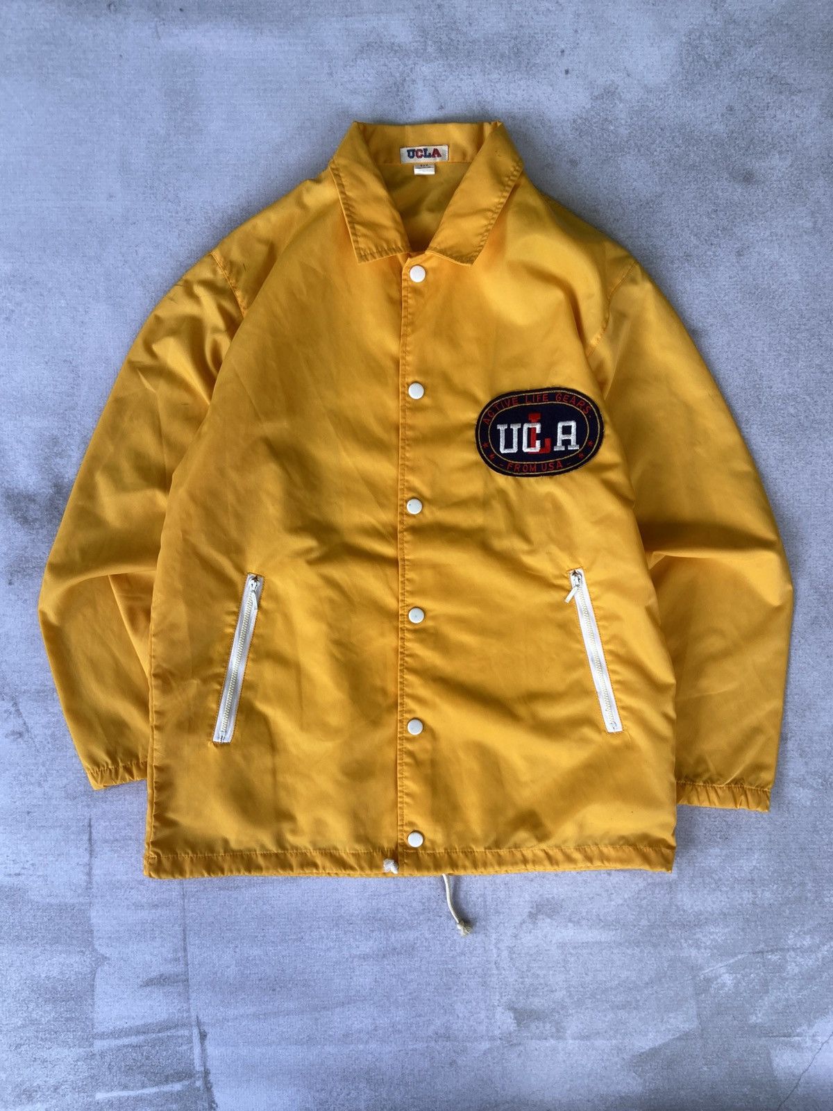 Vintage VINTAGE UCLA NYLON COACH 80s Size US M / EU 48-50 / 2 - 1 Thumbnail