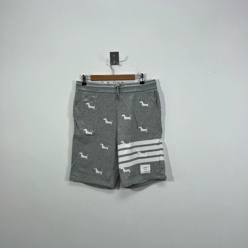 Thom Browne THOM BROWNE4Grey Dog Print Embroidered Four-Stripe Shorts 2 Size US 36 / EU 52 - 1 Thumbnail