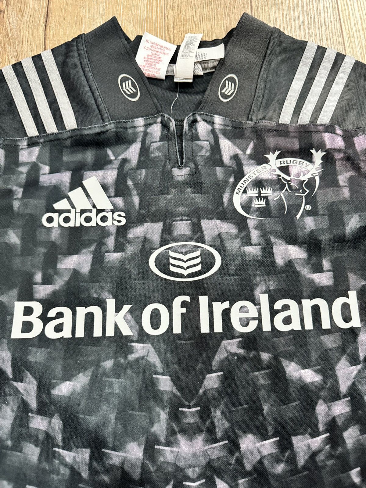 Adidas Munster rugby jersey Ireland Size US S / EU 44-46 / 1 - 3 Thumbnail