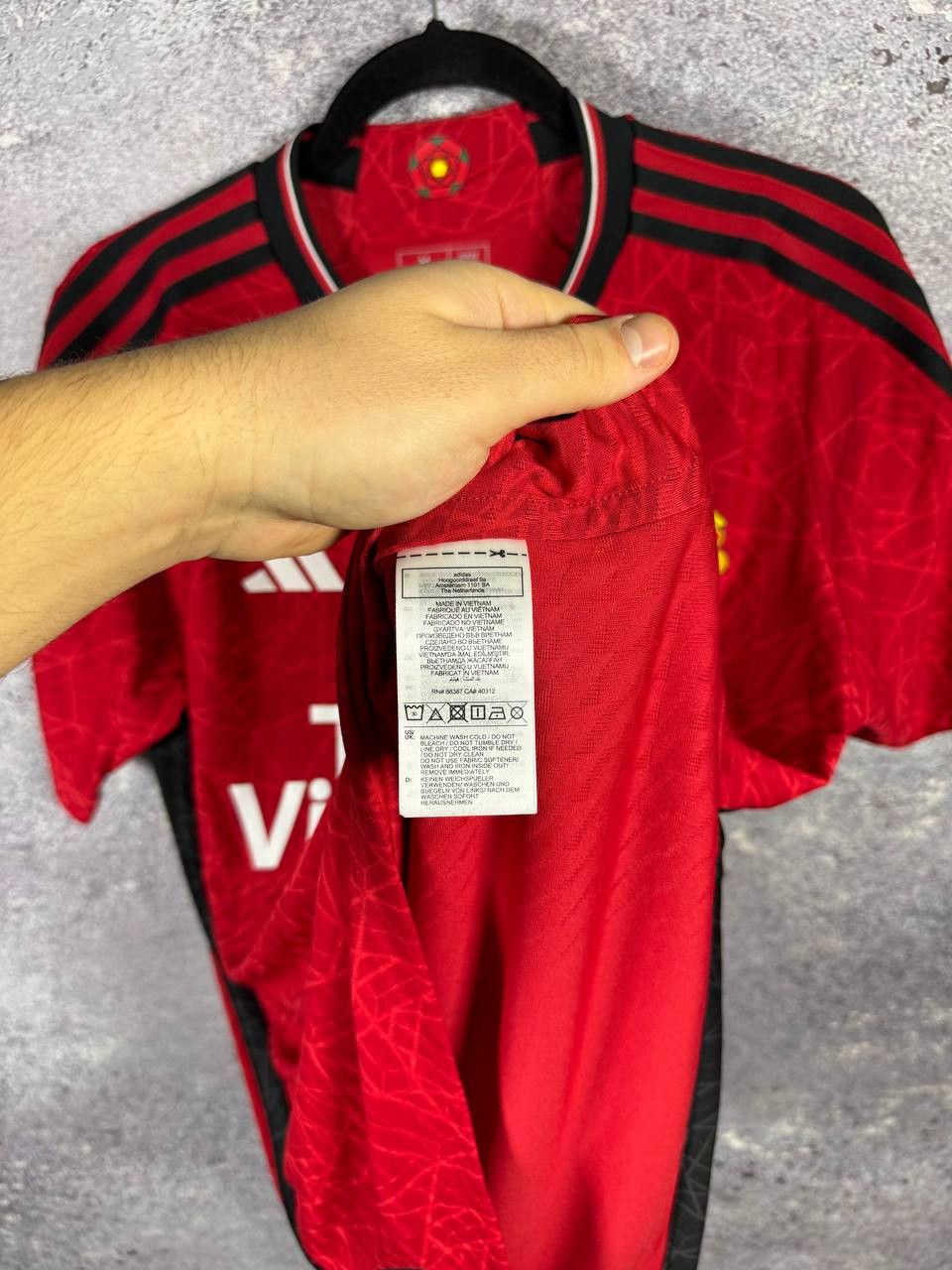 Adidas Manchester United 2023/24 Adidas Soccer Jersey Medium Size US M / EU 48-50 / 2 - 13 Thumbnail