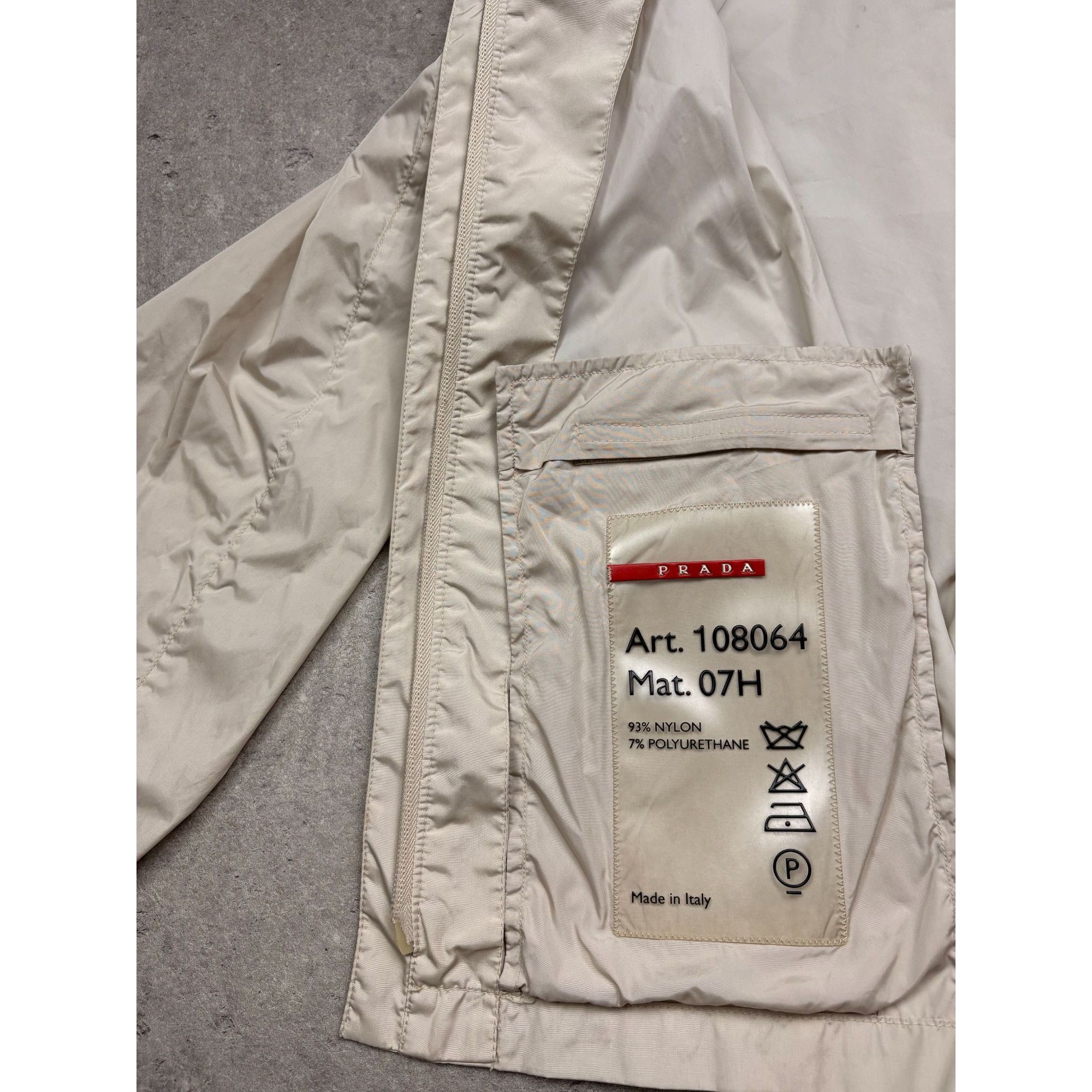 Prada Authentic PRADA Milano Vintage Nylon Women Jacket Beige - Si Size S / US 4 / IT 40 - 14 Thumbnail