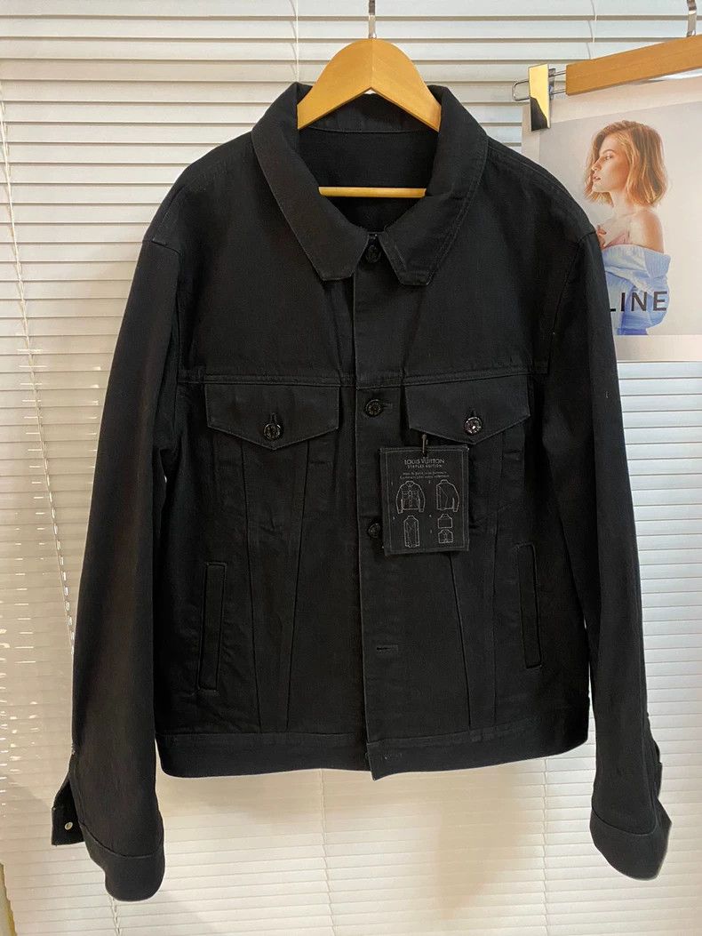 Louis Vuitton Louis Vuitton Solid chest-patterned lapel denim jacket Size US L / EU 52-54 / 3 - 1 Thumbnail