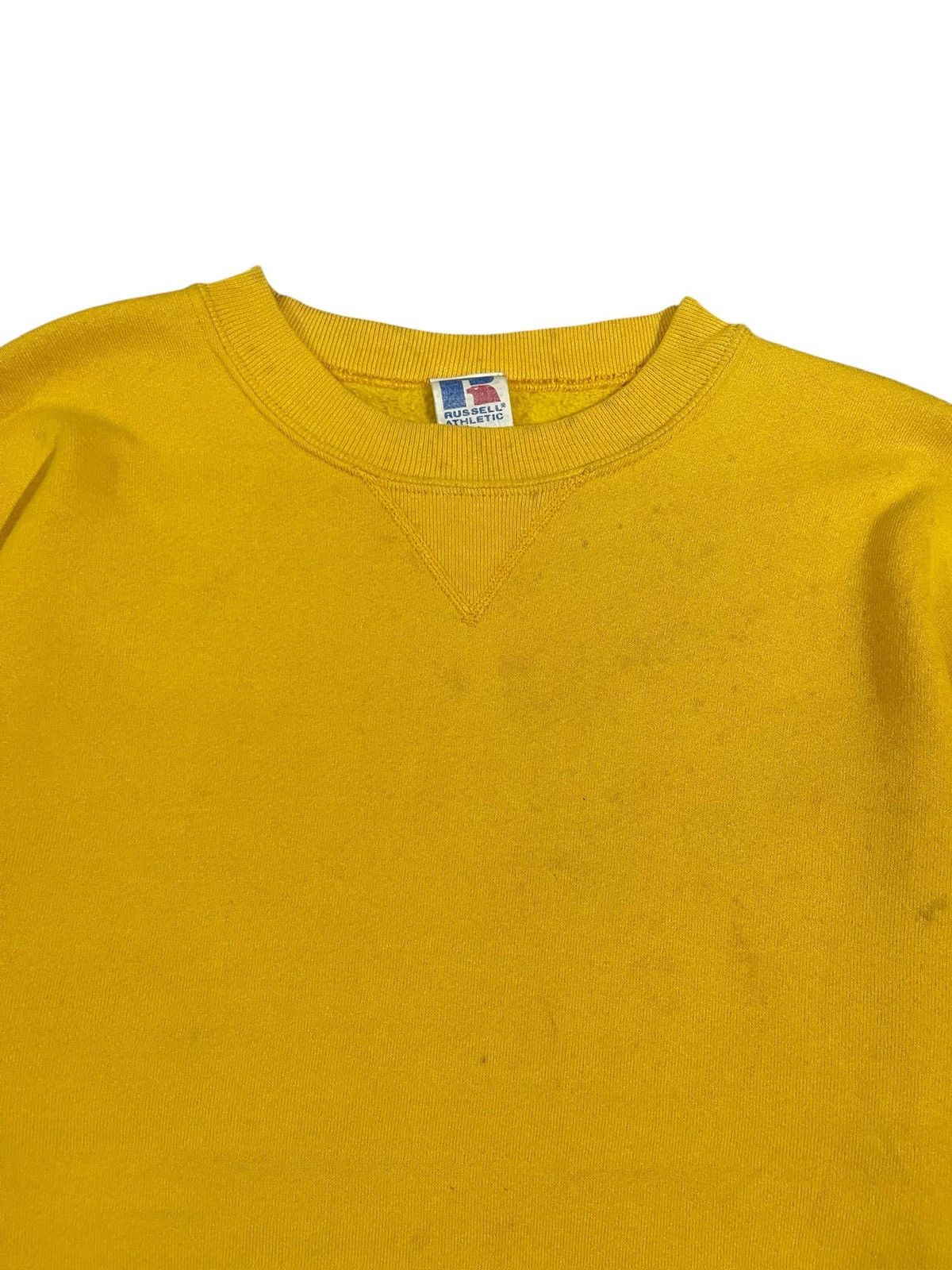 Russell Athletic Vintage Russell Athletic Yellow Trashed Sweatshirt Size US M / EU 48-50 / 2 - 5 Thumbnail