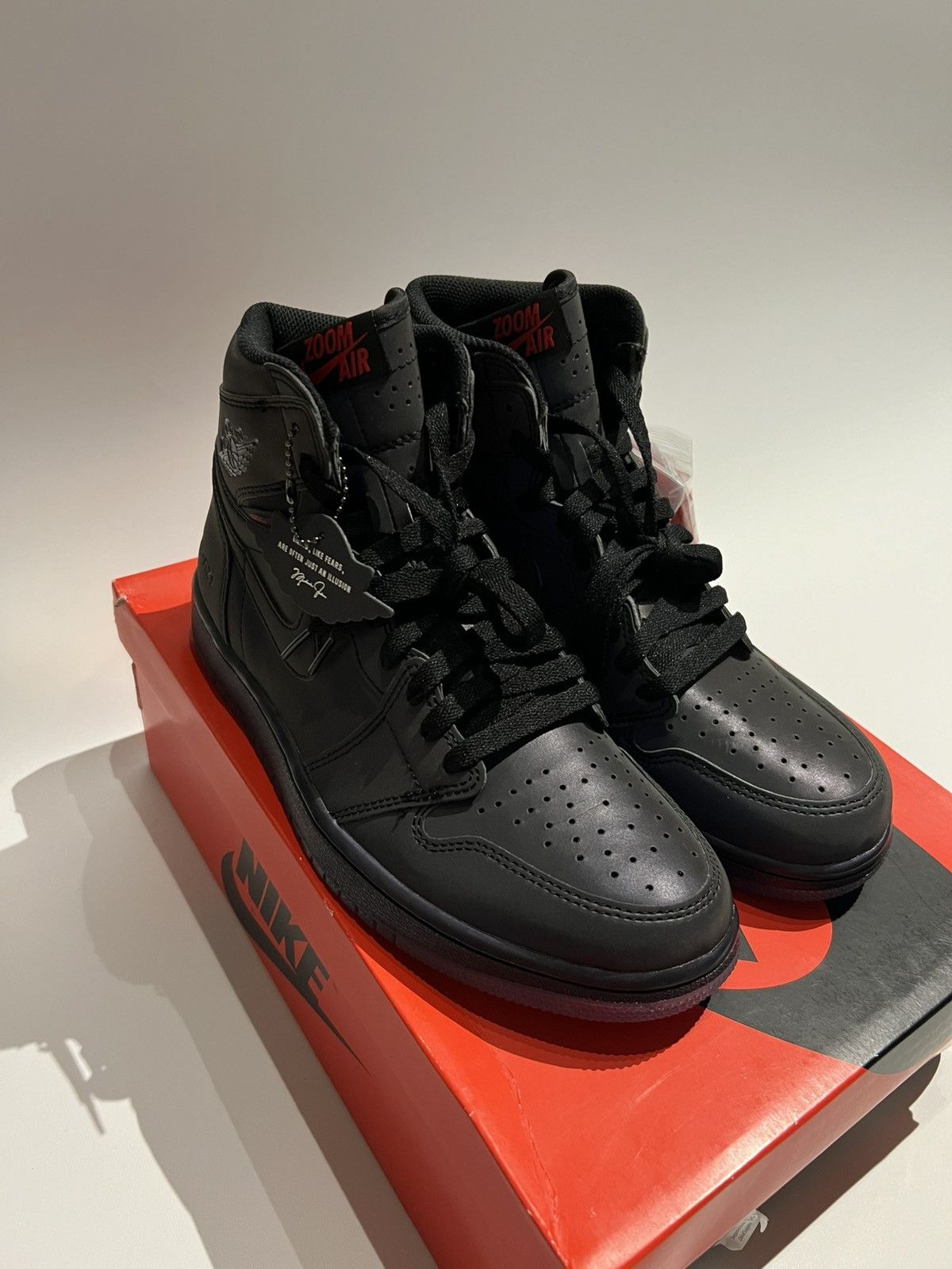 Nike *LAST PRICE DROP* BNIB 3M Air Jordan 1 High Zoom “Fearless” Size US 8.5 / EU 41-42 - 21 Thumbnail