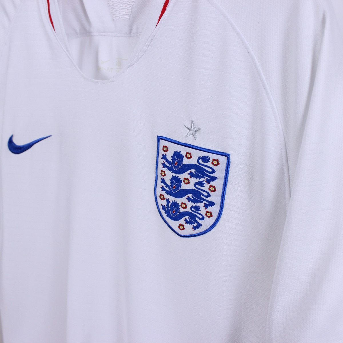 Nike Nike England Team Jersey Home T-Shirt 2018-2019 Size US M / EU 48-50 / 2 - 4 Thumbnail