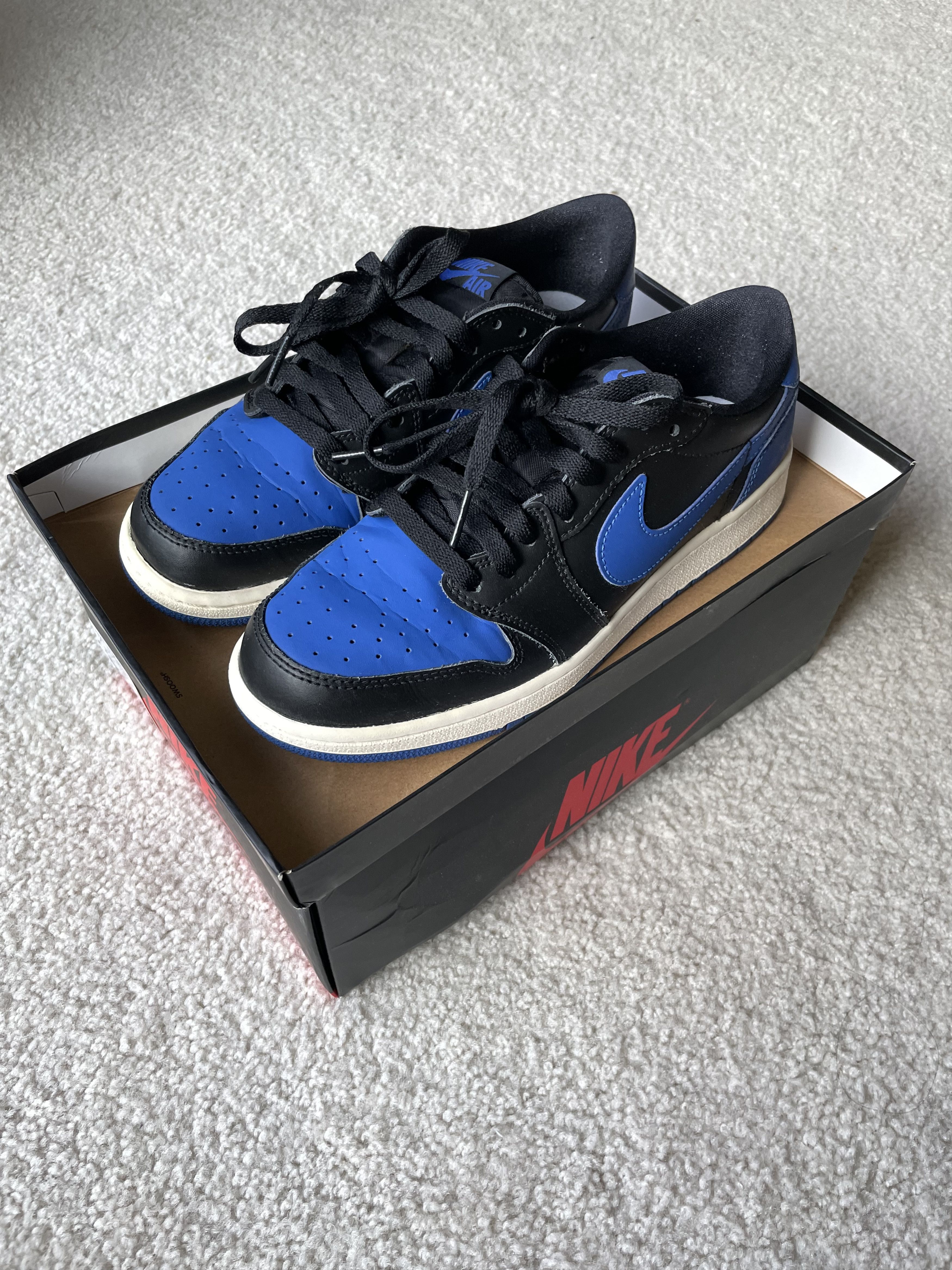 Jordan Brand × Nike 2015 Air Jordan I Low - Royal [size 7Y] Size US 7 / EU 40 - 5 Thumbnail