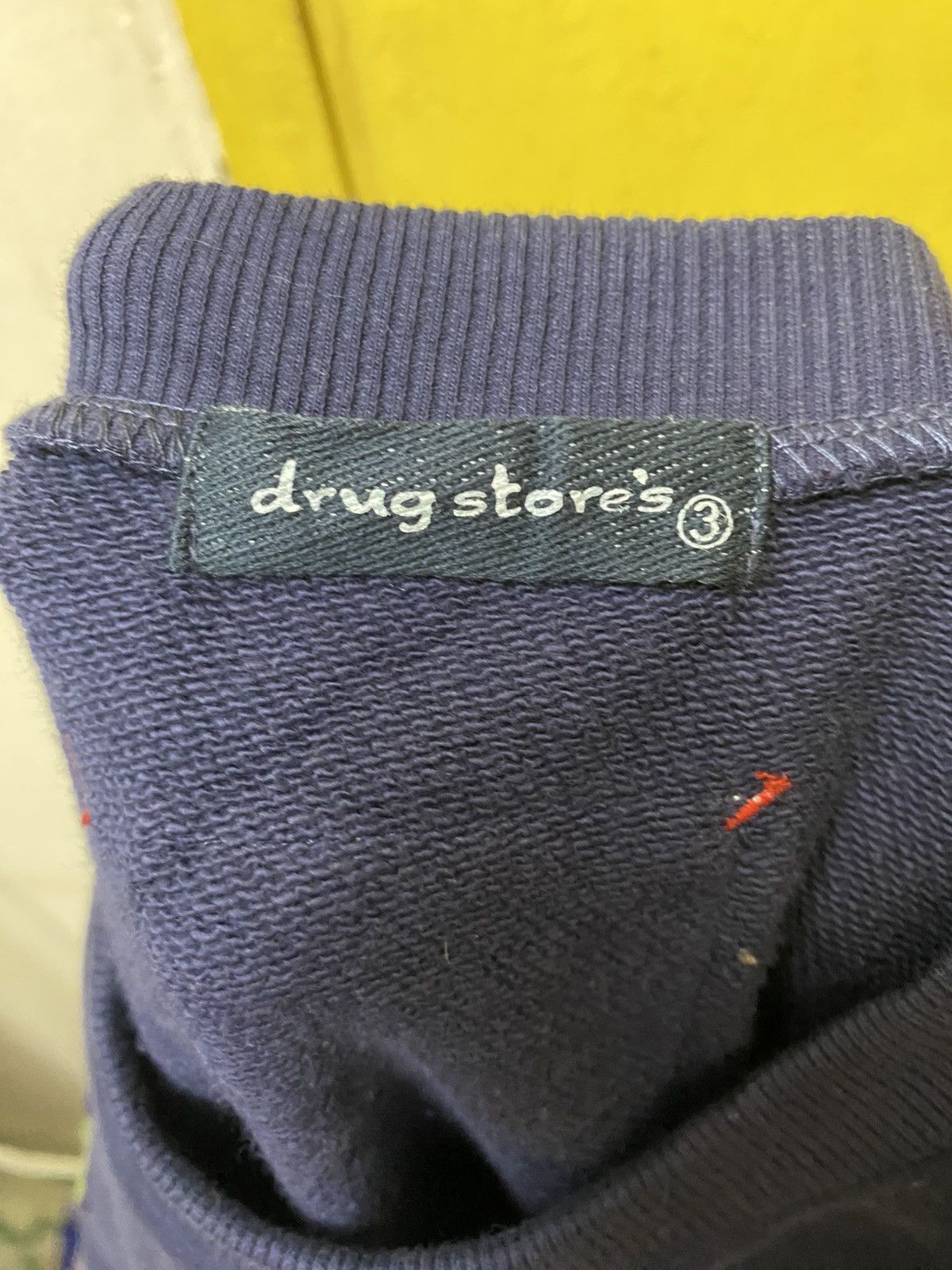 The Unbranded Brand Drug Store's Sweatshirt Crewneck Size US XL / EU 56 / 4 - 4 Thumbnail