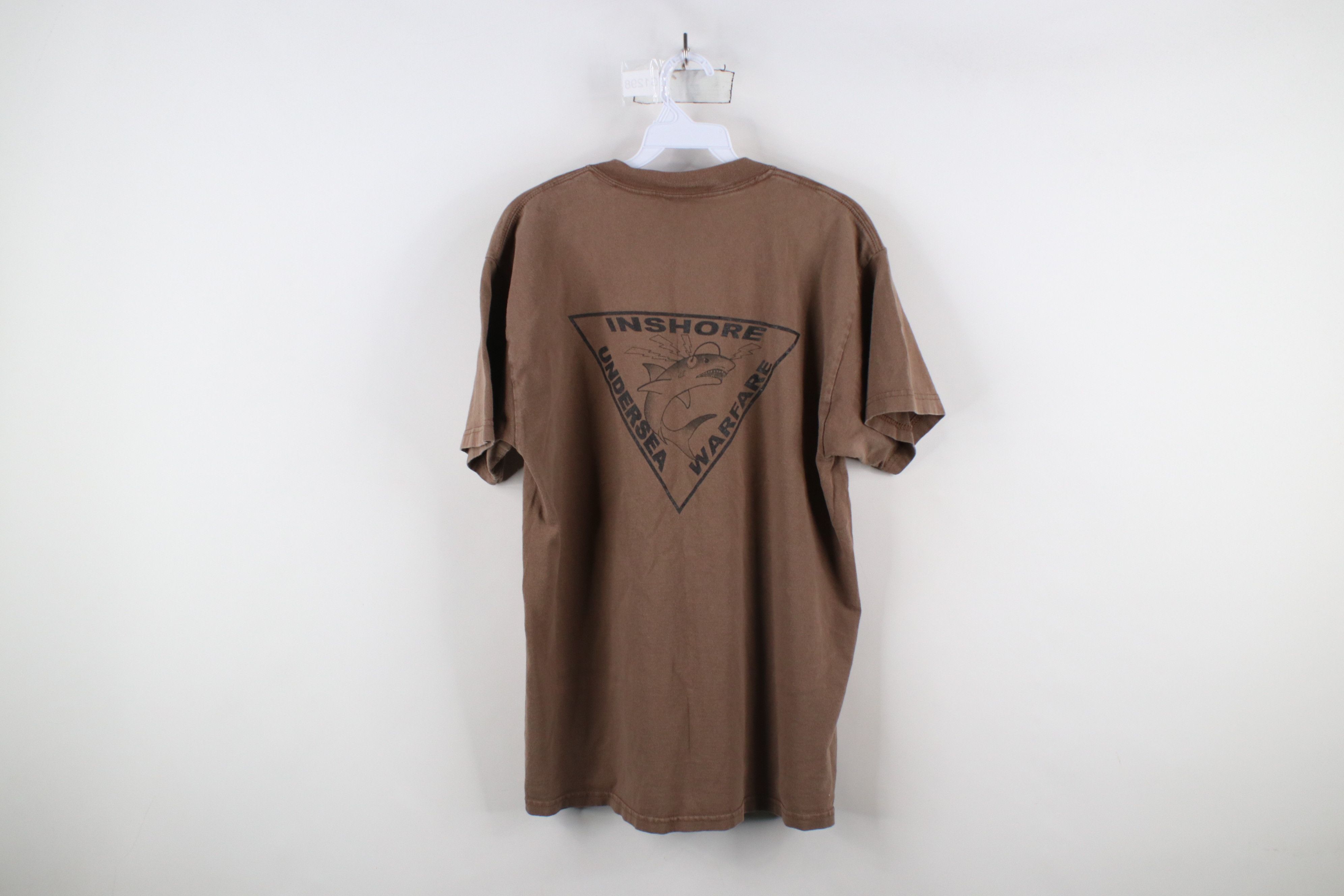 Vintage Vintage 90s Undersea Warfare United States Navy T-Shirt Size US L / EU 52-54 / 3 - 9 Thumbnail