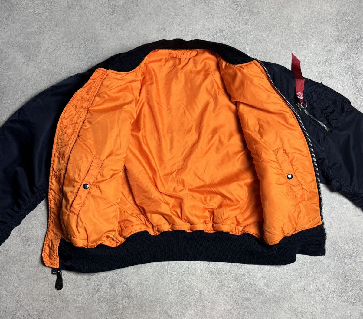 Alpha Industries Alpha Industries MA-1 Bomber Flight Jacket Vintage 1990s Size US L / EU 52-54 / 3 - 9 Thumbnail
