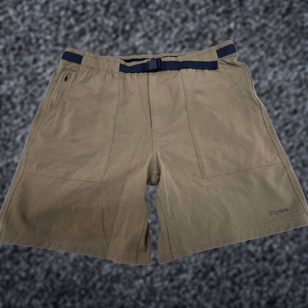 Rhythm Rhythm Mens Belted Beige/Brown Nylon Blend Shorts Zip Pockets 34 Brown 90s Casual Mens Regular Waist 34 Size US 34 / EU 50 - 1 Thumbnail