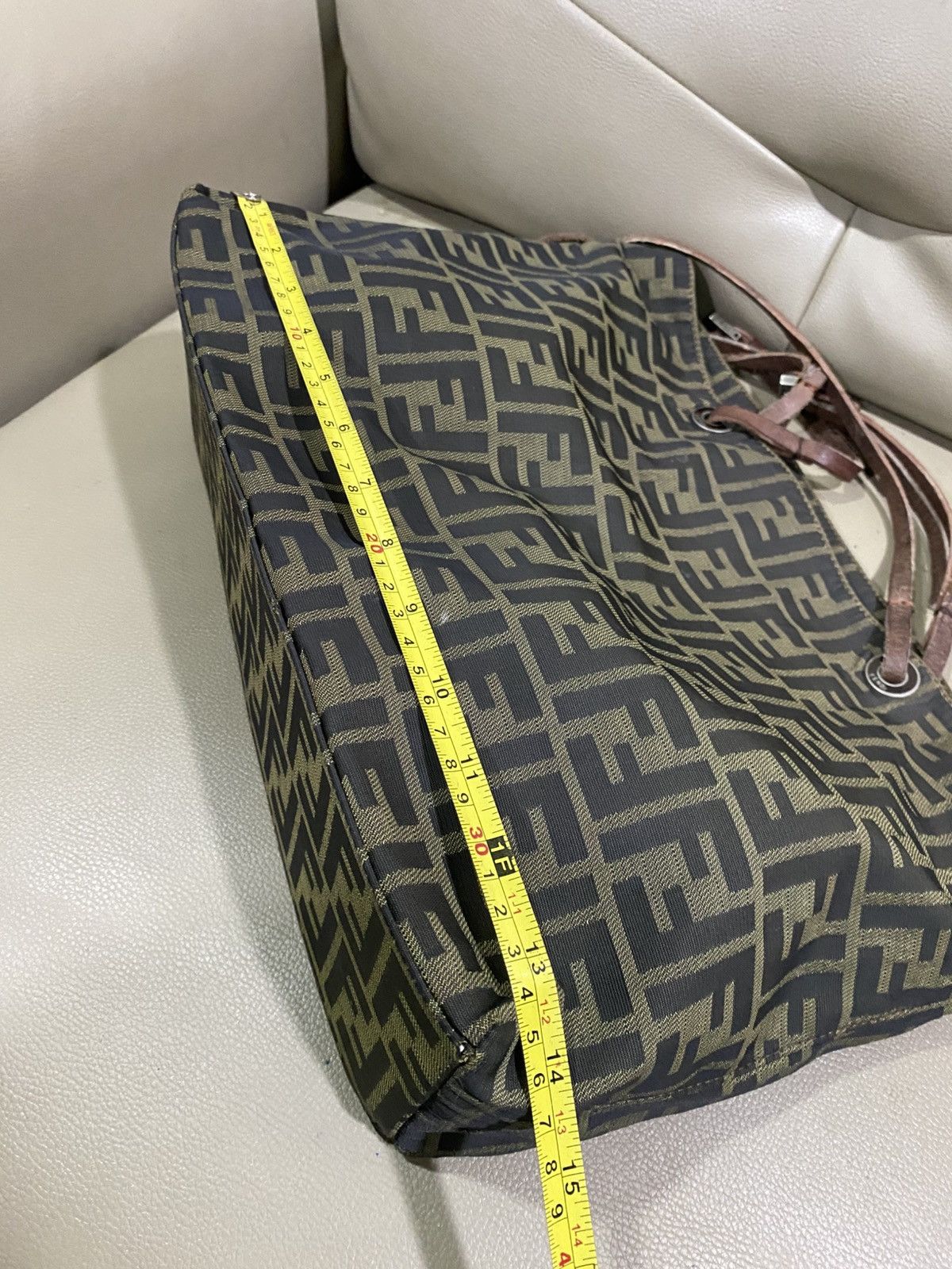 Fendi Authentic Fendi Zucca Monogram Tote Bag Size ONE SIZE - 10 Thumbnail