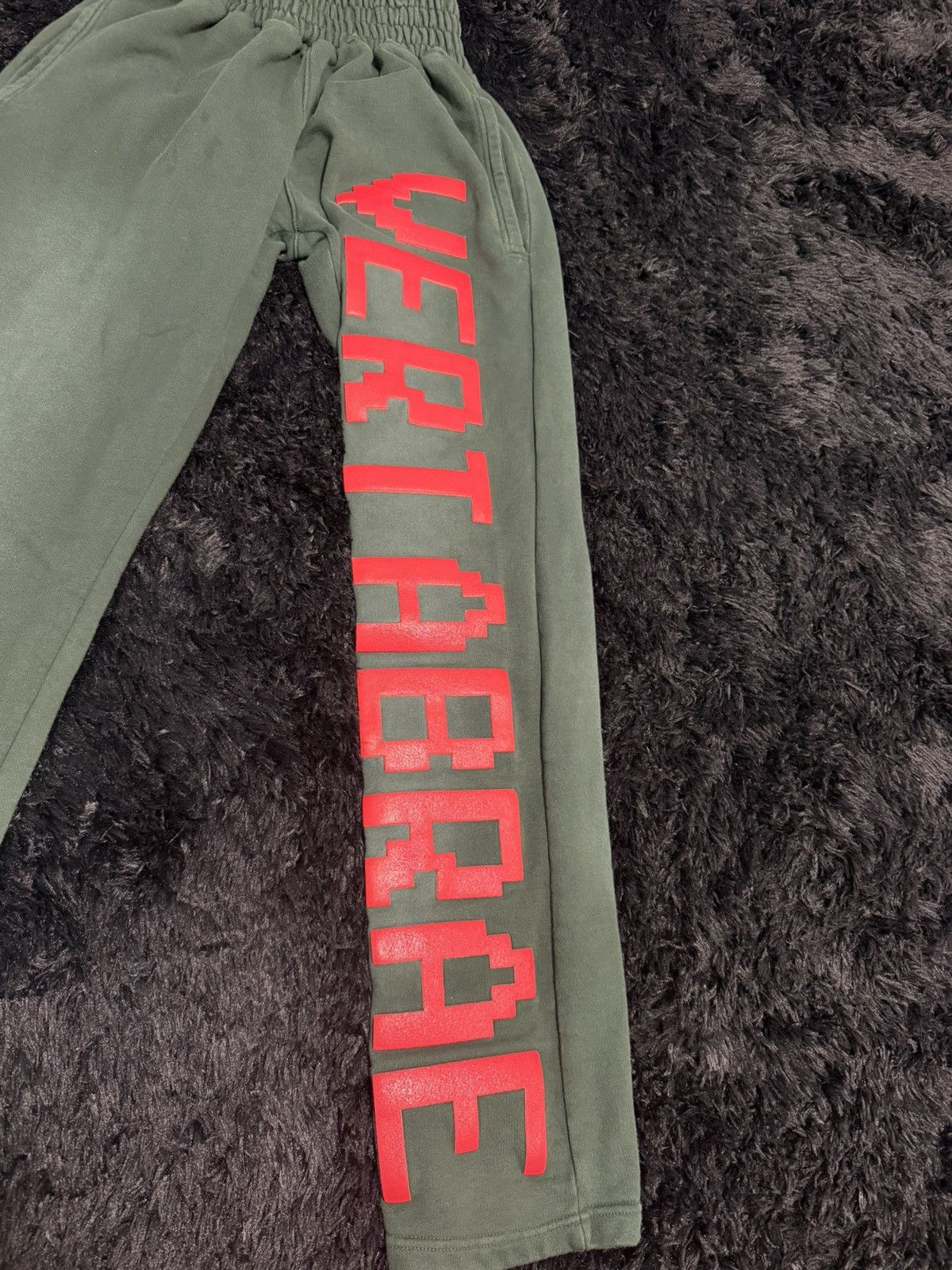 Vertabrae Vertebrae Red Logo Sweatpants Size US 34 / EU 50 - 2 Thumbnail