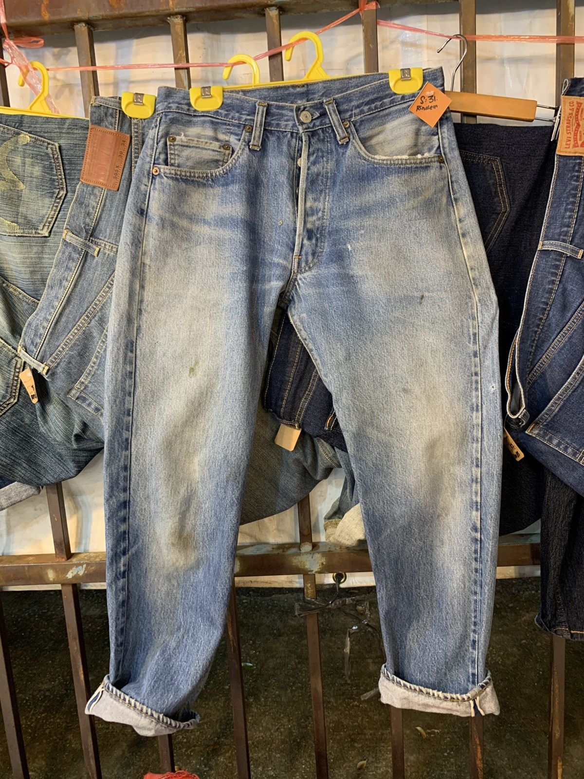 Levi's × Levi's Vintage Clothing × Vintage size 31: Vintage Levis 501 Rindem button 6 vintage 70s Size US 31 - 1 Thumbnail