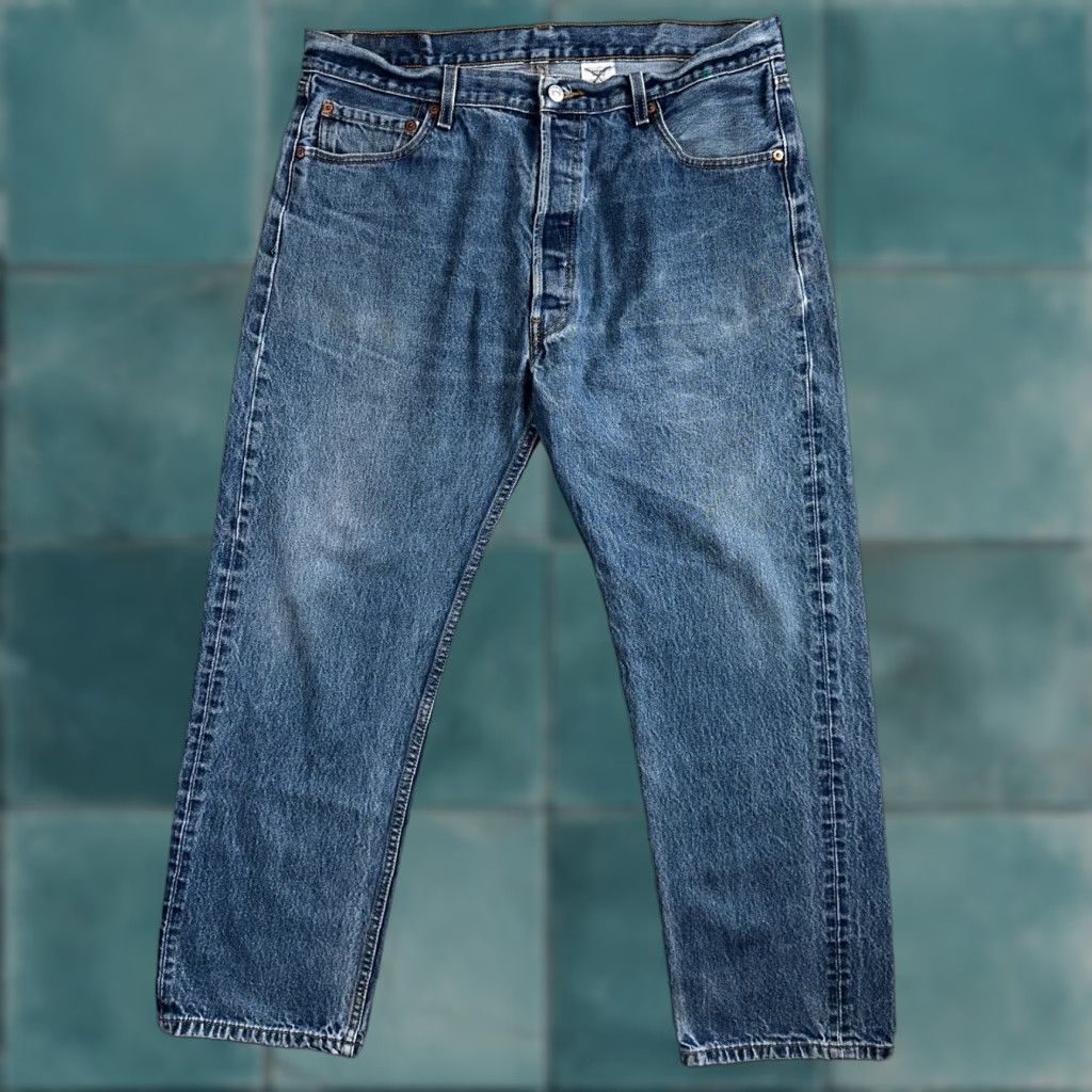 VINTAGE Levi's 501 Jeans Straight 38x32 Men Blue Denim 90s 501 Series Comfort Regular Straight Leg 5-Pocket Jeans Mens