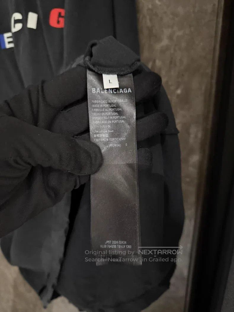 Balenciaga Balenciaga Gradient Logo Large Destroyed Distressed Short Size US L / EU 52-54 / 3 - 4 Thumbnail