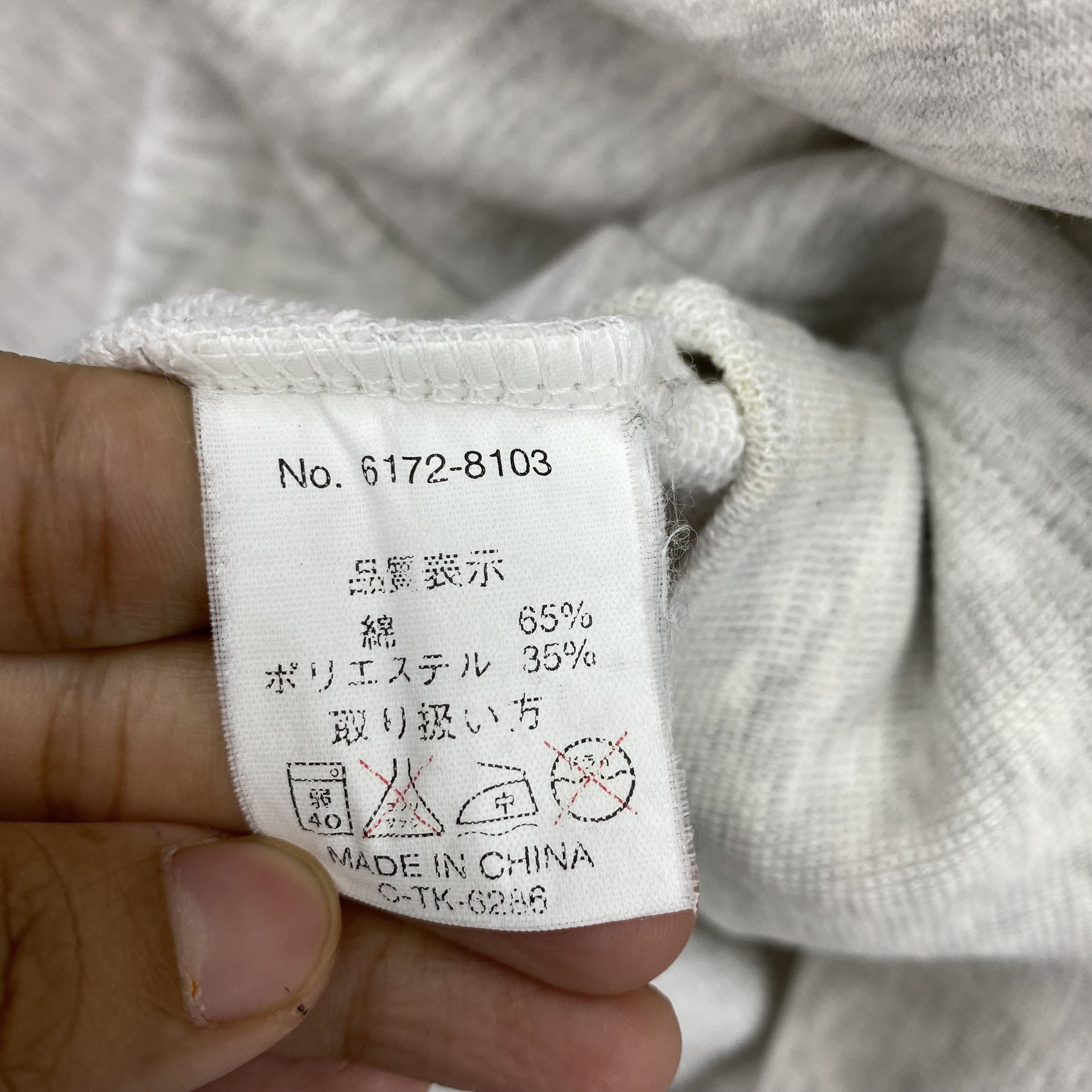 Vintage Vintage 90s Lucky Strike Sweater Racing Sweatshirt | GF20377 Size US L / EU 52-54 / 3 - 5 Thumbnail