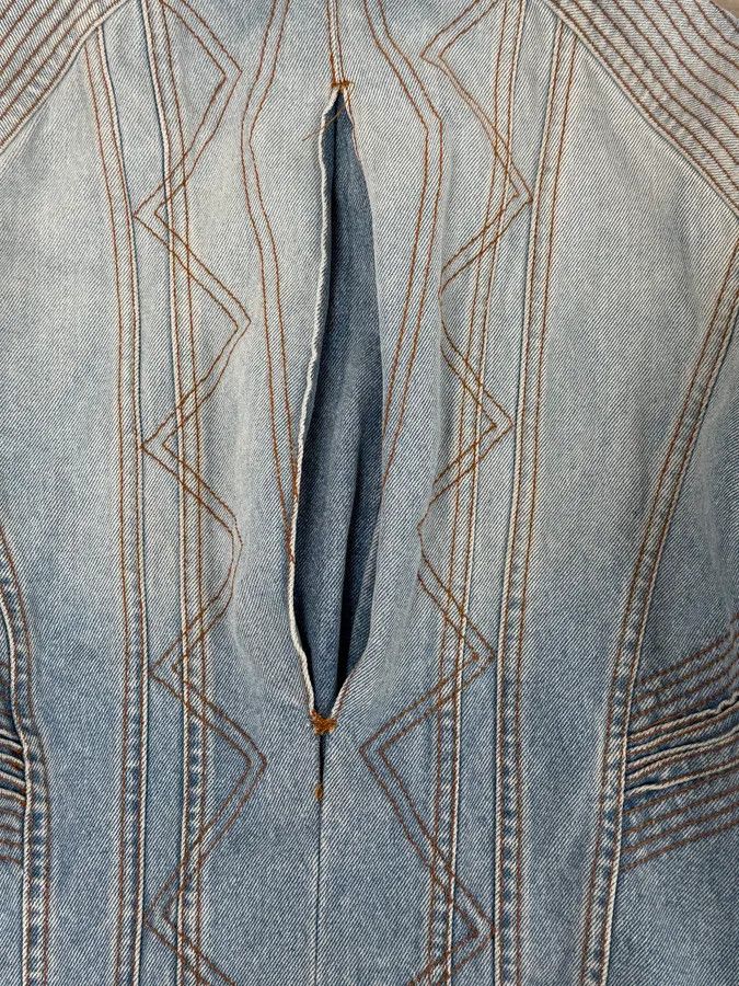 Roberto Cavalli FW2002 Roberto Cavalli Geometrical Blue Denim Jacket Size US S / EU 44-46 / 1 - 9 Thumbnail