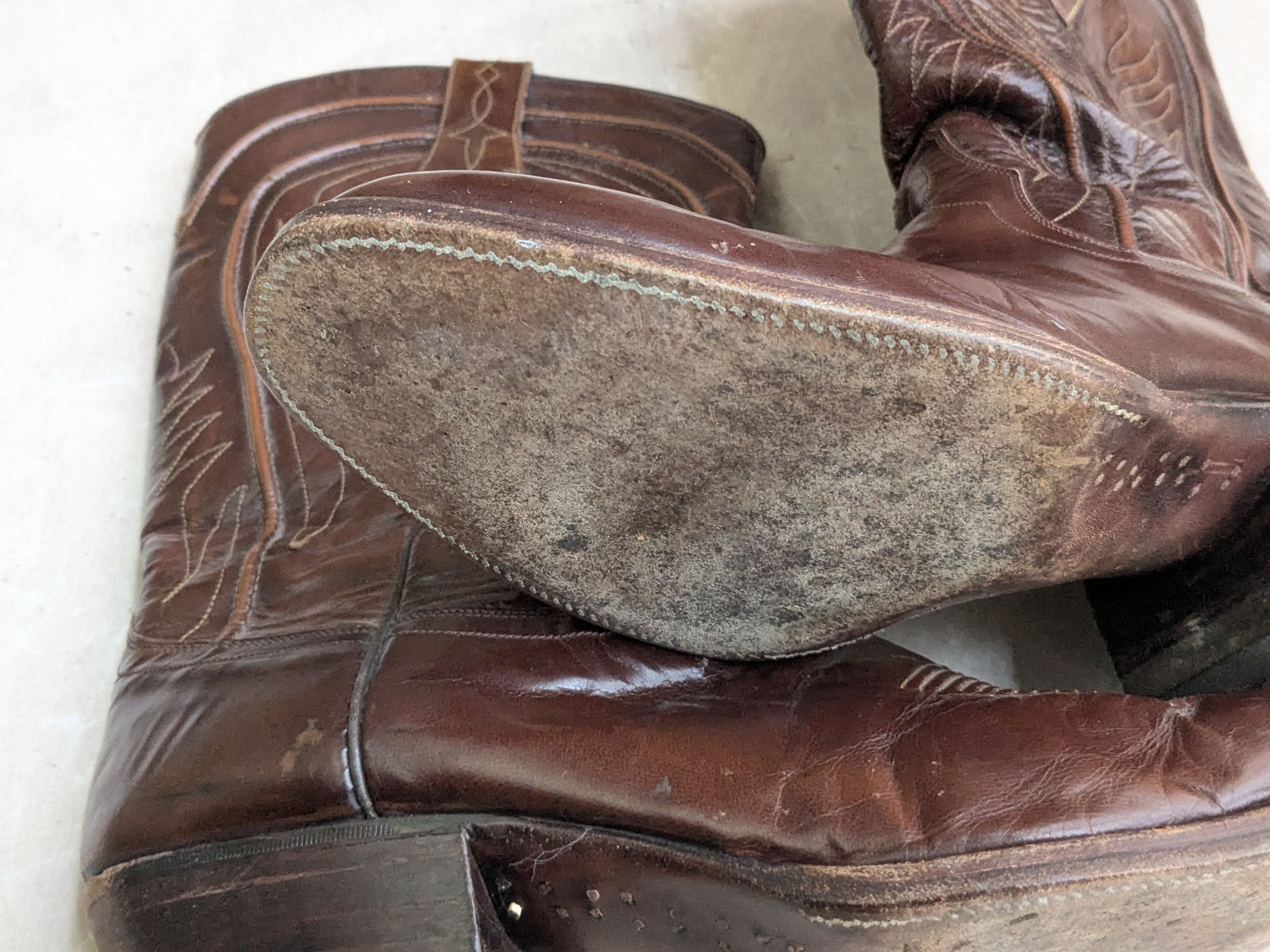 Dan Post Dan Post Cowboy Boots Brown Leather 10 D Spain Size US 10 / EU 43 - 15 Thumbnail