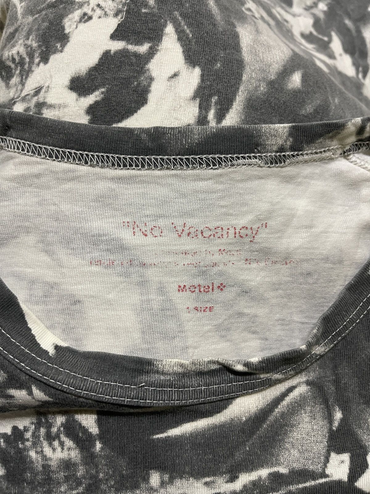 Japanese Brand No Vacancy Full Printed Long Sleeve Size US M / EU 48-50 / 2 - 14 Thumbnail