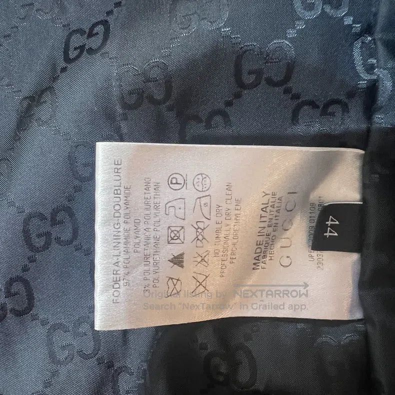 Gucci Gucci The inside is full of printed jackets Size US S / EU 44-46 / 1 - 6 Thumbnail
