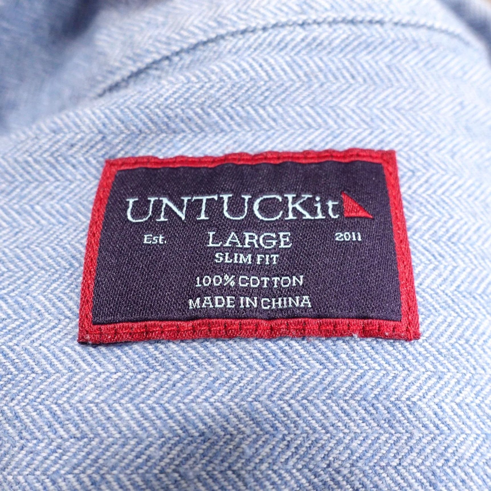 UNTUCKit UNTUCKit Shirt Men Large Blue Herringbone Slim Fit Button-Down Long Sleeve Shirt - 100% Cotton, Twill, Button-Up, Classic Collar, Regular Size L Size US L / EU 52-54 / 3 - 7 Thumbnail