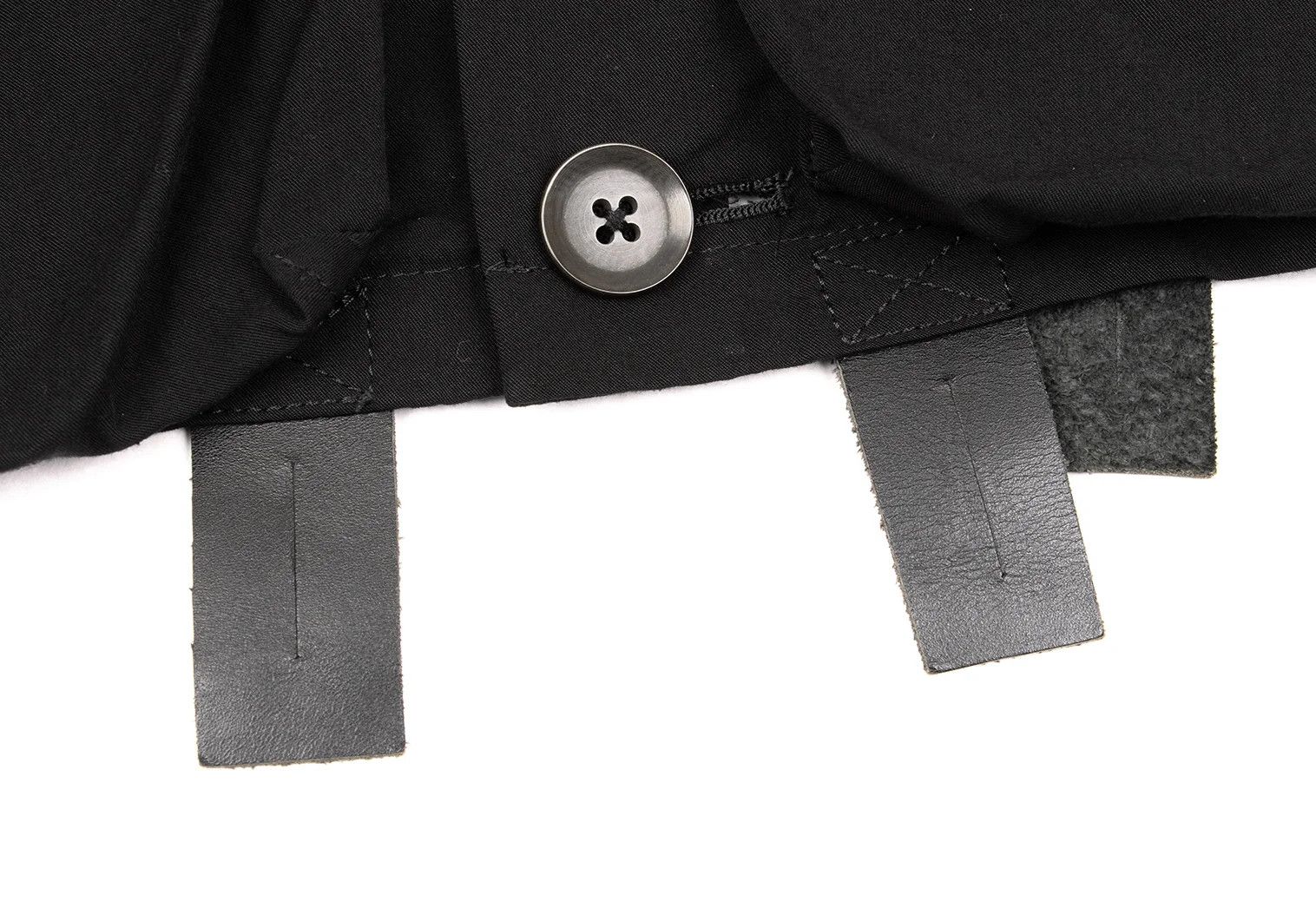 Yohji Yamamoto Yohji Yamamoto Multi-Pocket Rayon Vest Size US M / EU 48-50 / 2 - 9 Thumbnail