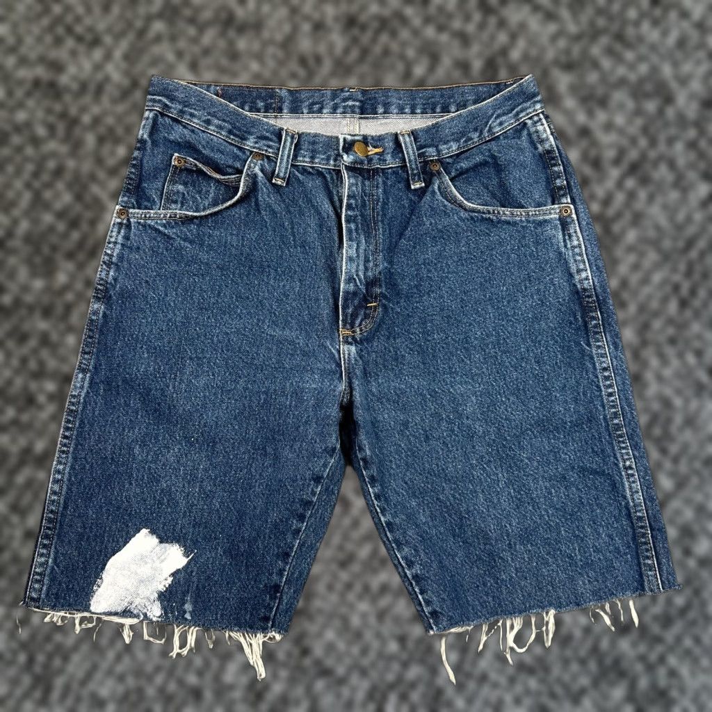 Wrangler Wrangler Button Embroidered Denim Bermuda Shorts Men's 32 Dark Wash Jorts American Grunge Size US 32 / EU 48 - 1 Thumbnail