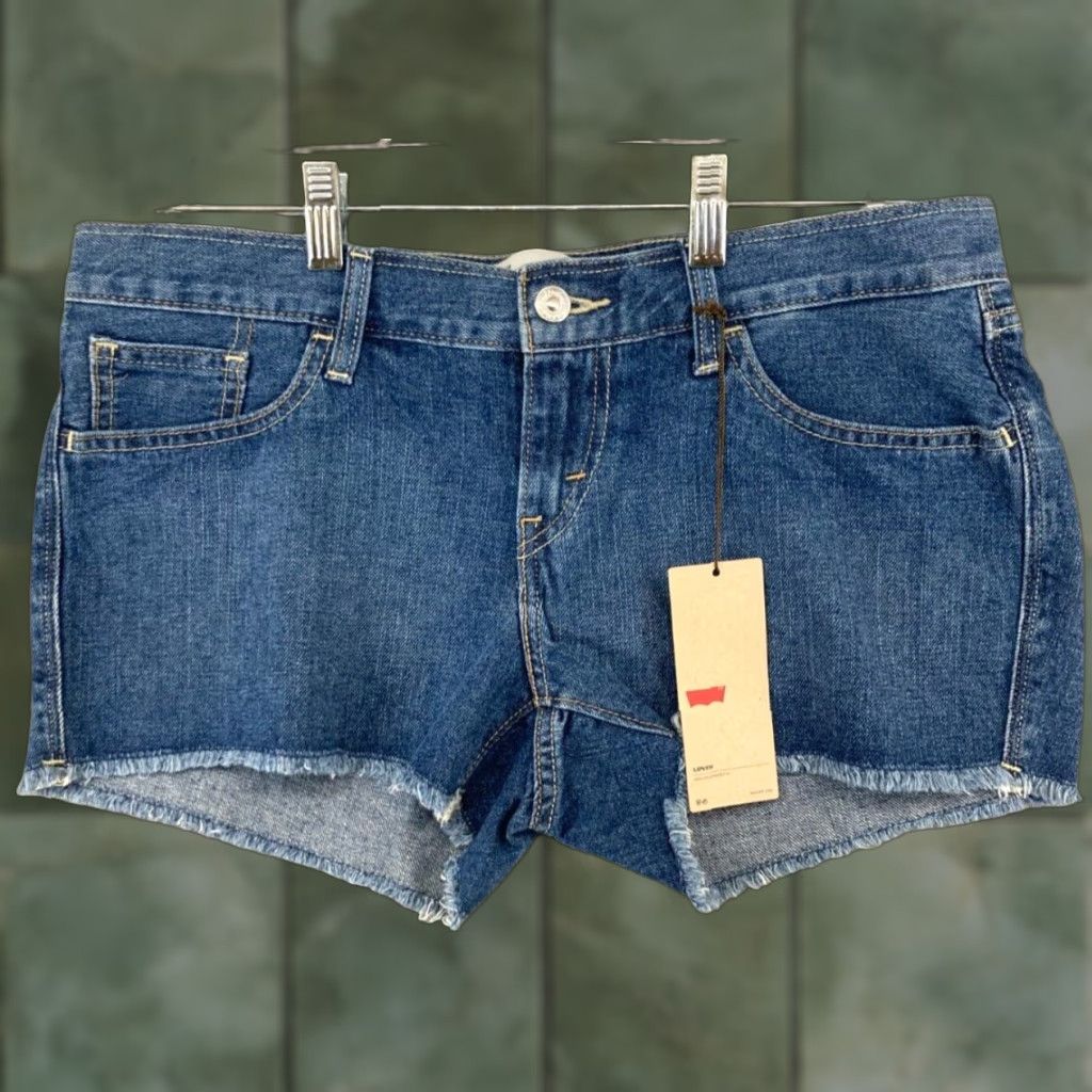 Levi's Levi's Women's Cut-Off Shorts 30 Blue Denim NWT 5-Pocket Design Casual Regular Fit Size 30" / US 8 / IT 44 - 1 Thumbnail