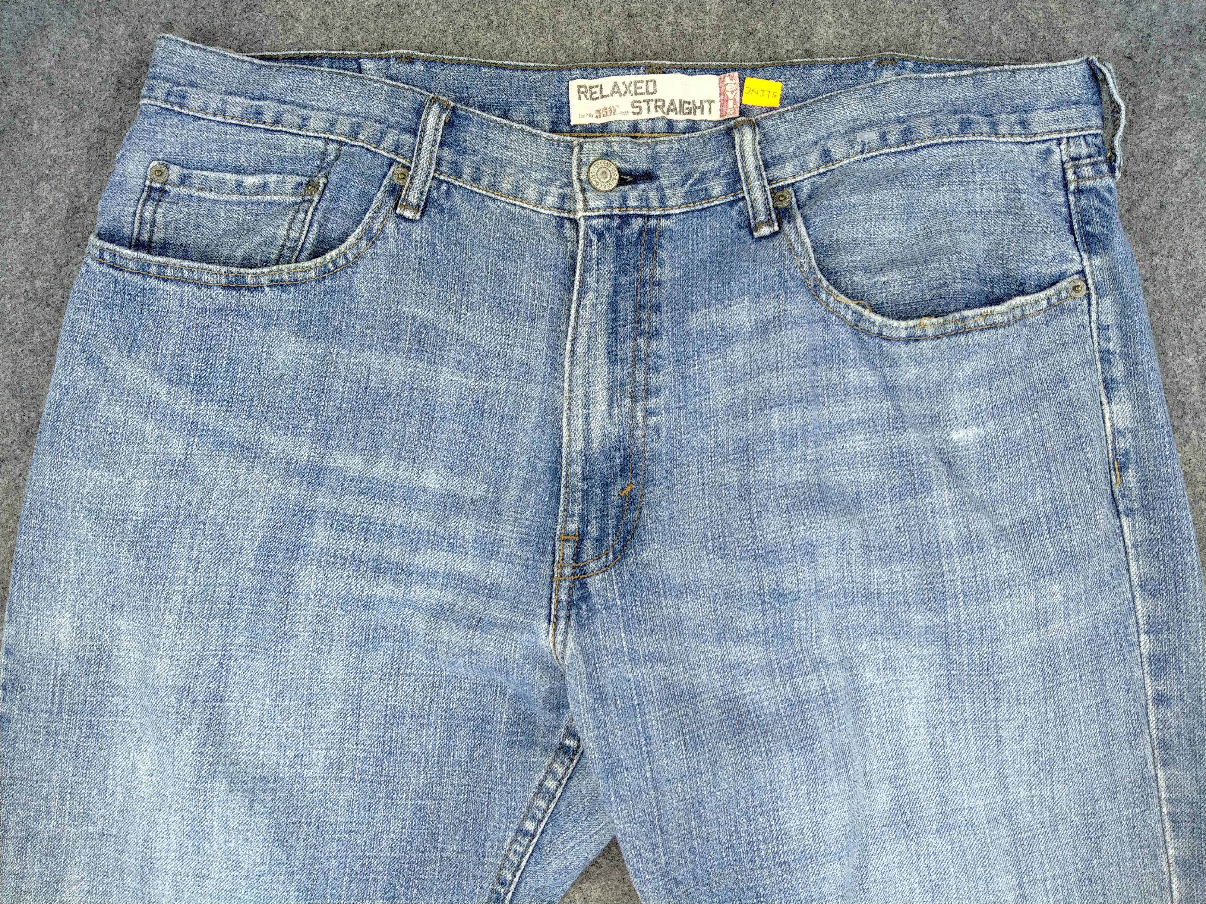Levi's Vintage Levi's 559 Relaxed Straight Denim 38 x 30.5 -JN375 Size US 38 / EU 54 - 3 Thumbnail