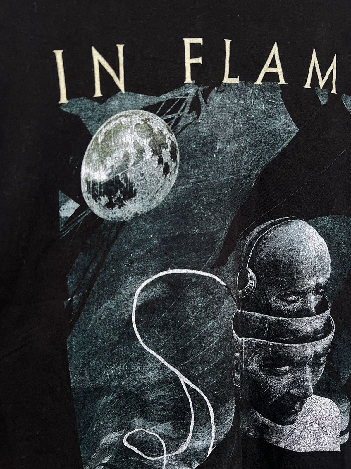 Vintage Vintage 2004 In Flames tour shirt Soundtrack to Your Escape Size US L / EU 52-54 / 3 - 5 Thumbnail