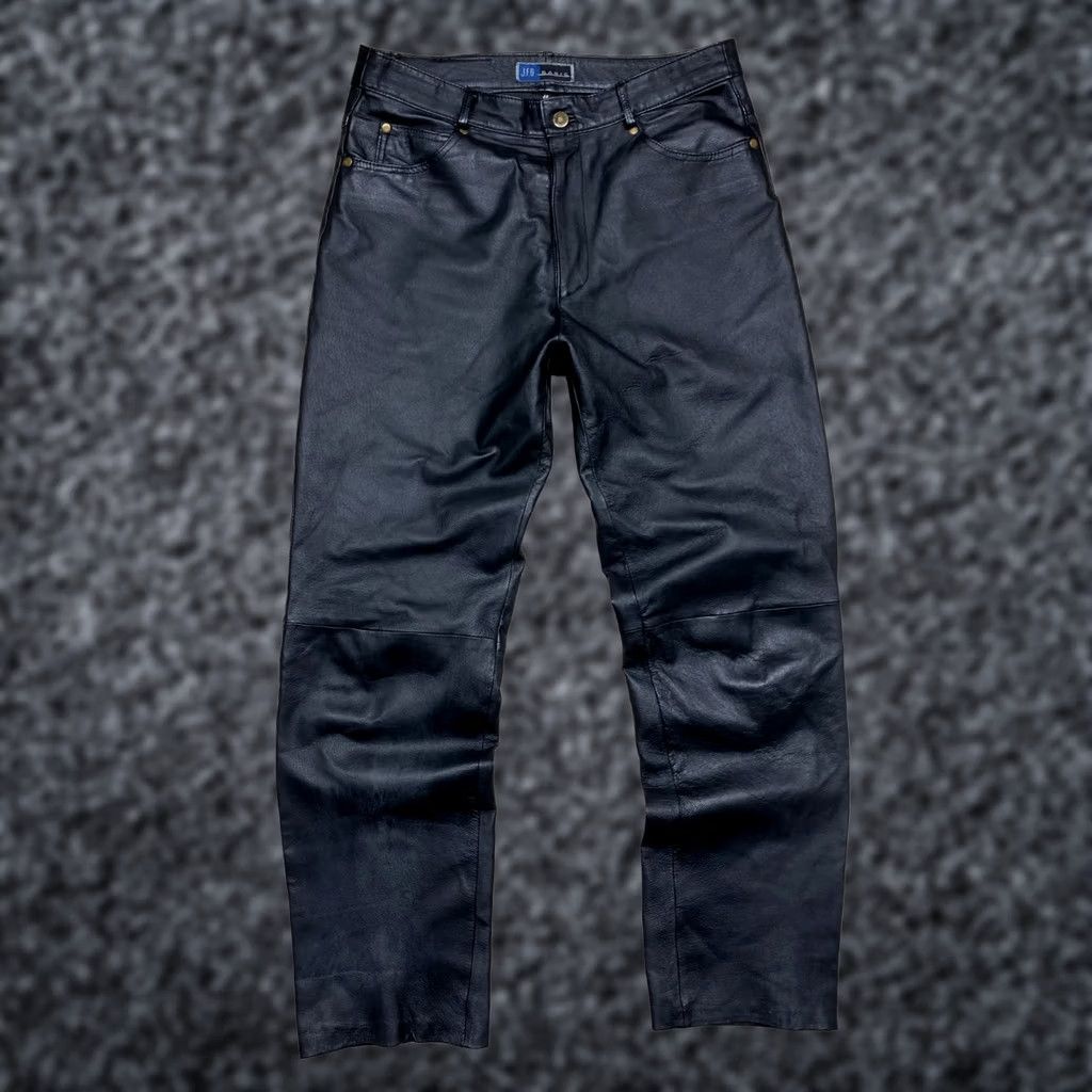 Vintage VINTAGE Leather Pants Mens Pants Biker Motorcycle Size 48 M Black Leather 32in Waist 32in Inseam 20cm Leg Opening 42cm Waist Band 105cm Outseam 78cm Size US 31 - 1 Thumbnail