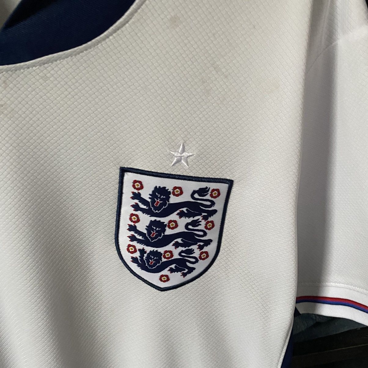 Nike Mens Nike England 2019 National home soccer jersey size S Size US S / EU 44-46 / 1 - 4 Thumbnail