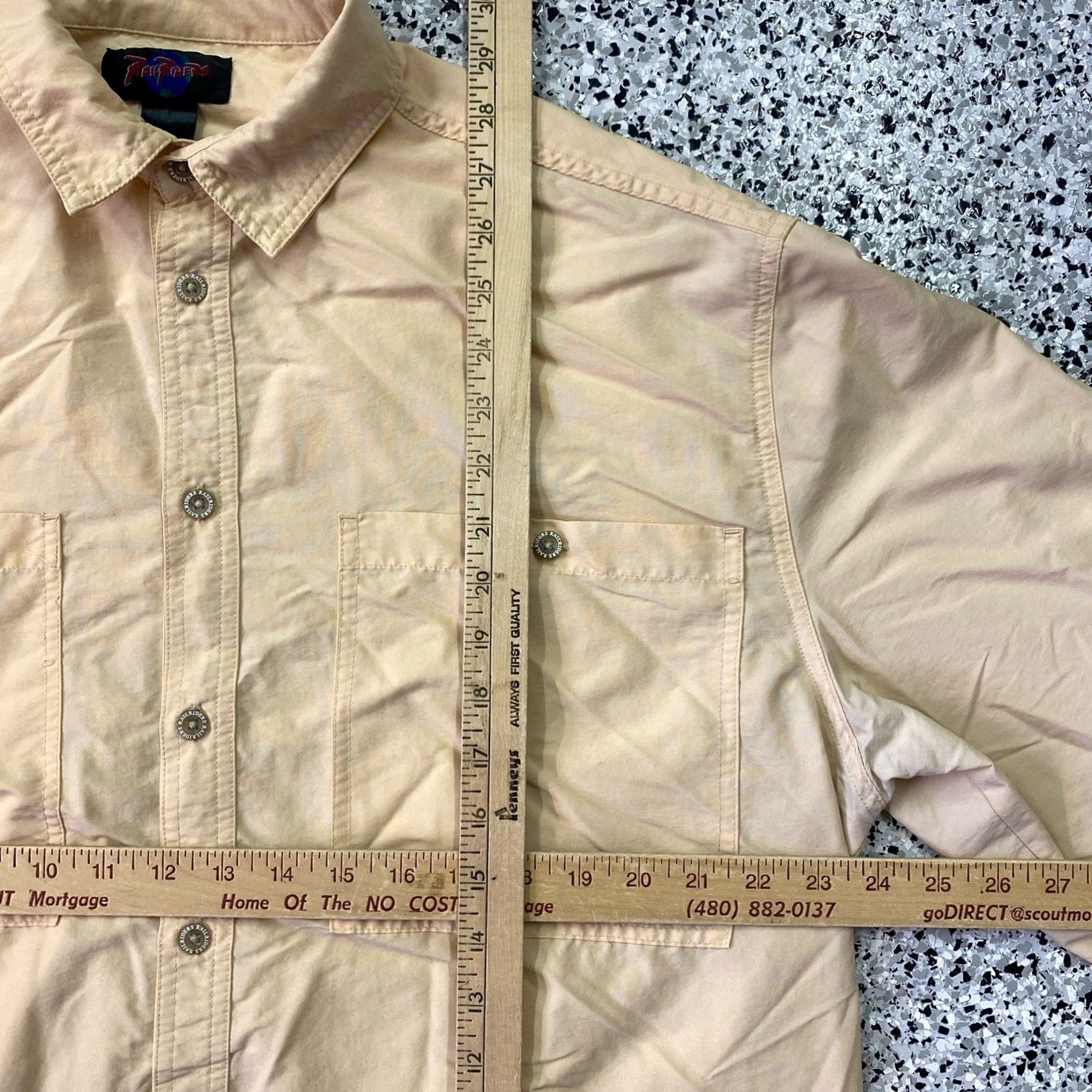 Vintage VINTAGE RailRiders Mens XL Button-Down Long Sleeve Utility Outdoor Shirt Yellow Size US XL / EU 56 / 4 - 2 Thumbnail
