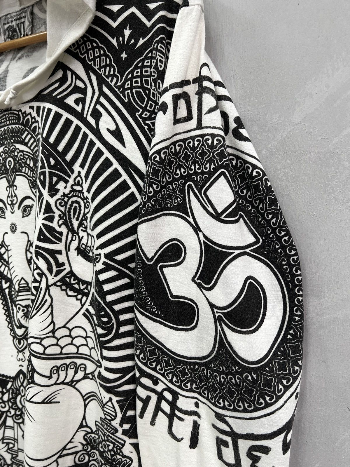 Japanese Brand White Hoodie Buddha Ganesh print Boho style Size US M / EU 48-50 / 2 - 5 Thumbnail
