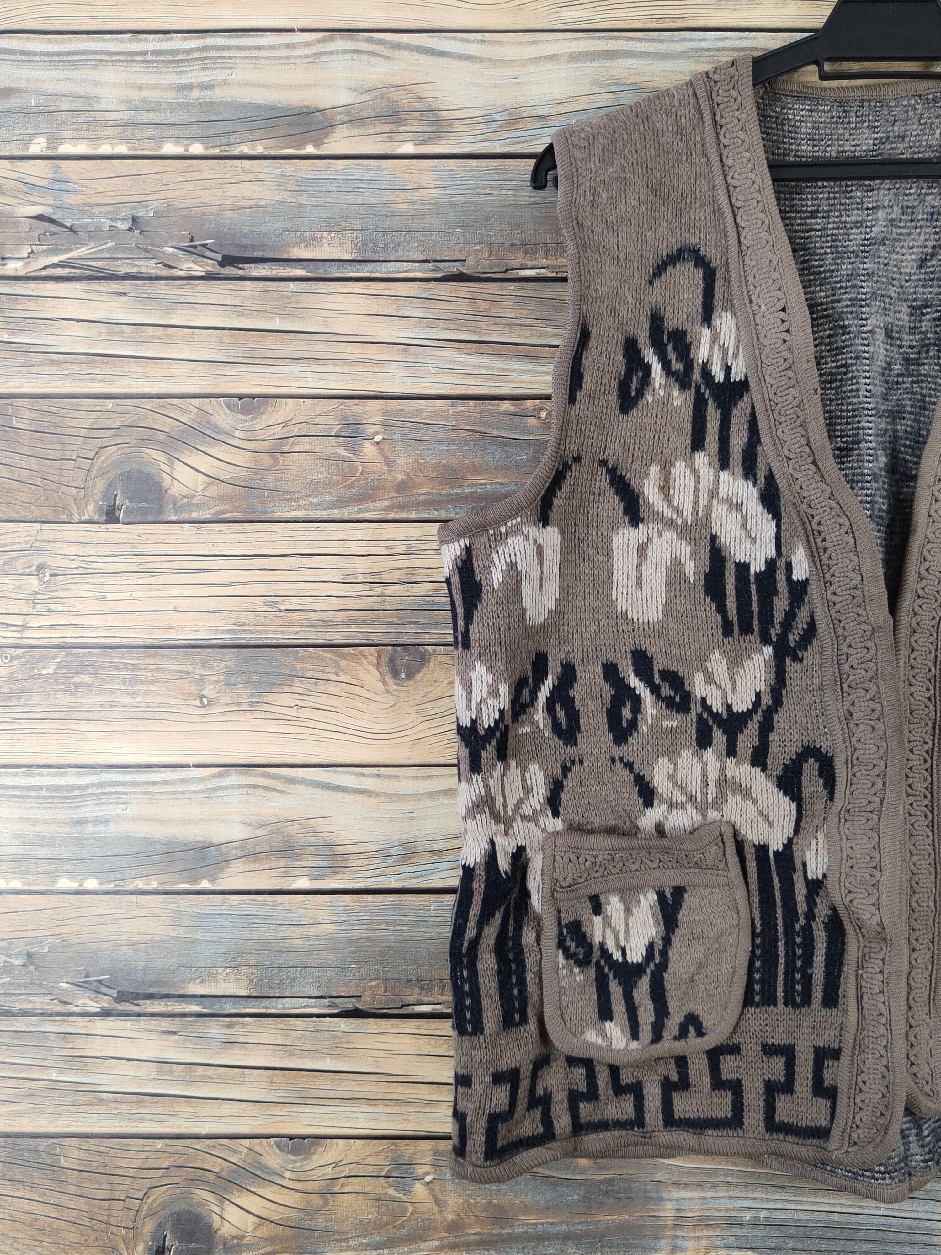 Homespun Knitwear × Japanese Brand × Vintage Vintage Art designs Japanese Brand Brown Knitwear Vests Size M / US 6-8 / IT 42-44 - 3 Thumbnail