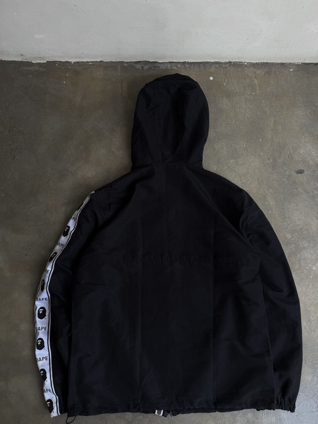 Bape Bape summer 2018 tape line windbreaker jacket Size US L / EU 52-54 / 3 - 11 Thumbnail