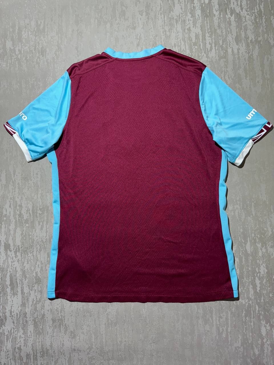 Umbro WEST HAM UNITED 2016-17 HOME FOOTBALL SOCCER JERSEY UMBRO Size US XL / EU 56 / 4 - 9 Thumbnail
