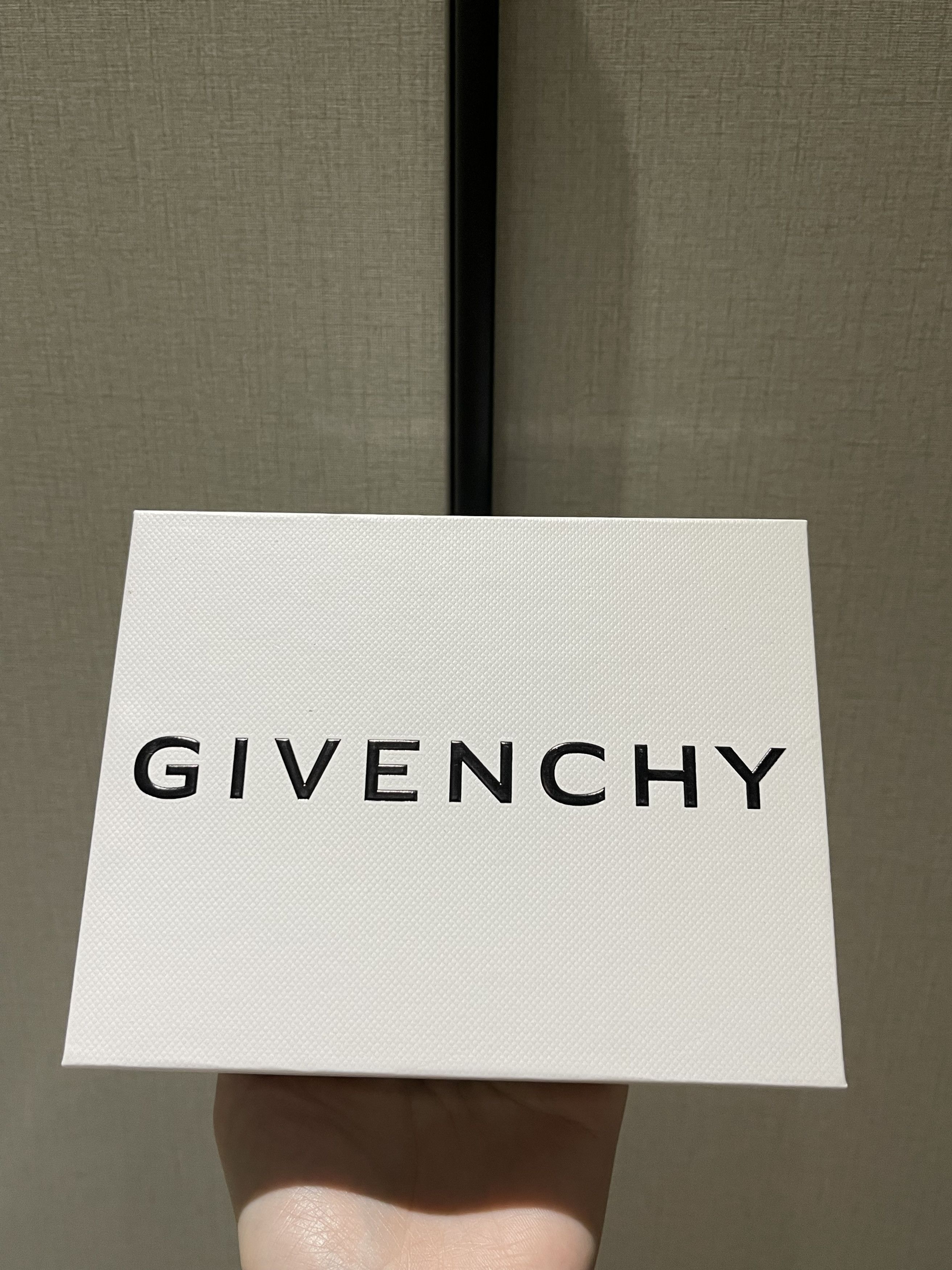 Givenchy Givenchy Logo Detailed Bifold Wallet 'Black' Size ONE SIZE - 4 Thumbnail