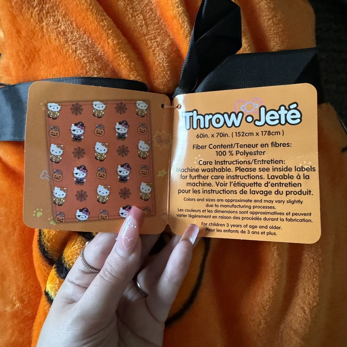 Other Hello Kitty Halloween Orange Candy Corn Throw Blanket Size ONE SIZE - 5 Thumbnail