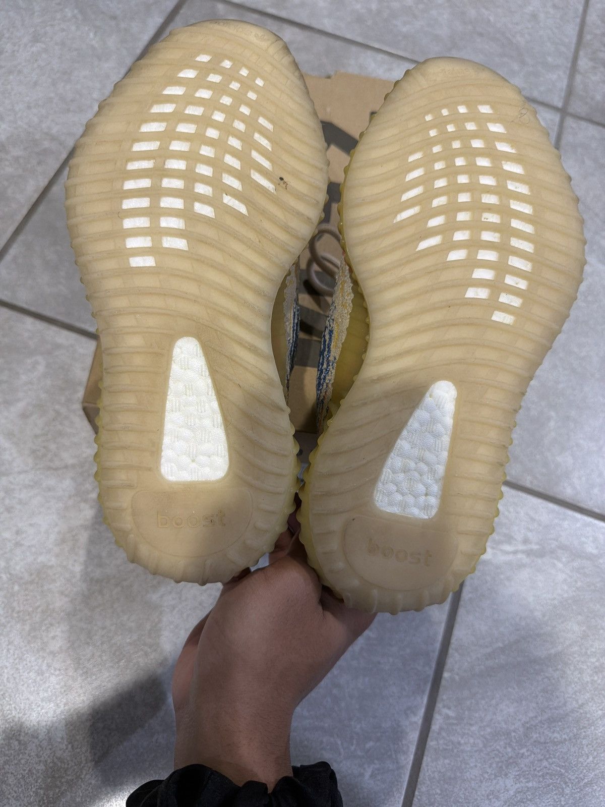 Yeezy Yeezy 350 v2 Mx Oat Size US 6 / IT 36 - 6 Thumbnail