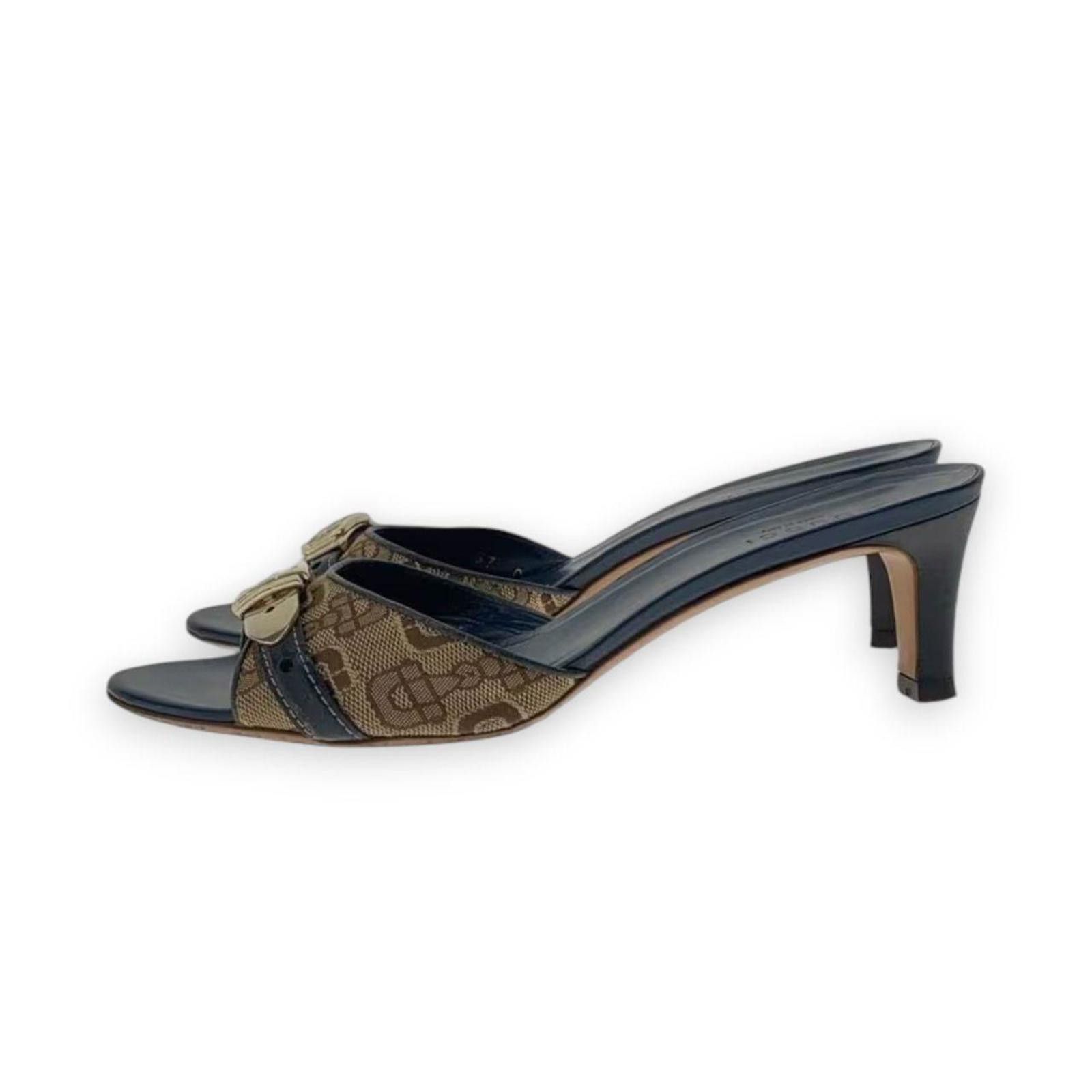 Gucci Gucci authentic vintage preppy old money heels / sandals Size US 7 / IT 37 - 2 Thumbnail