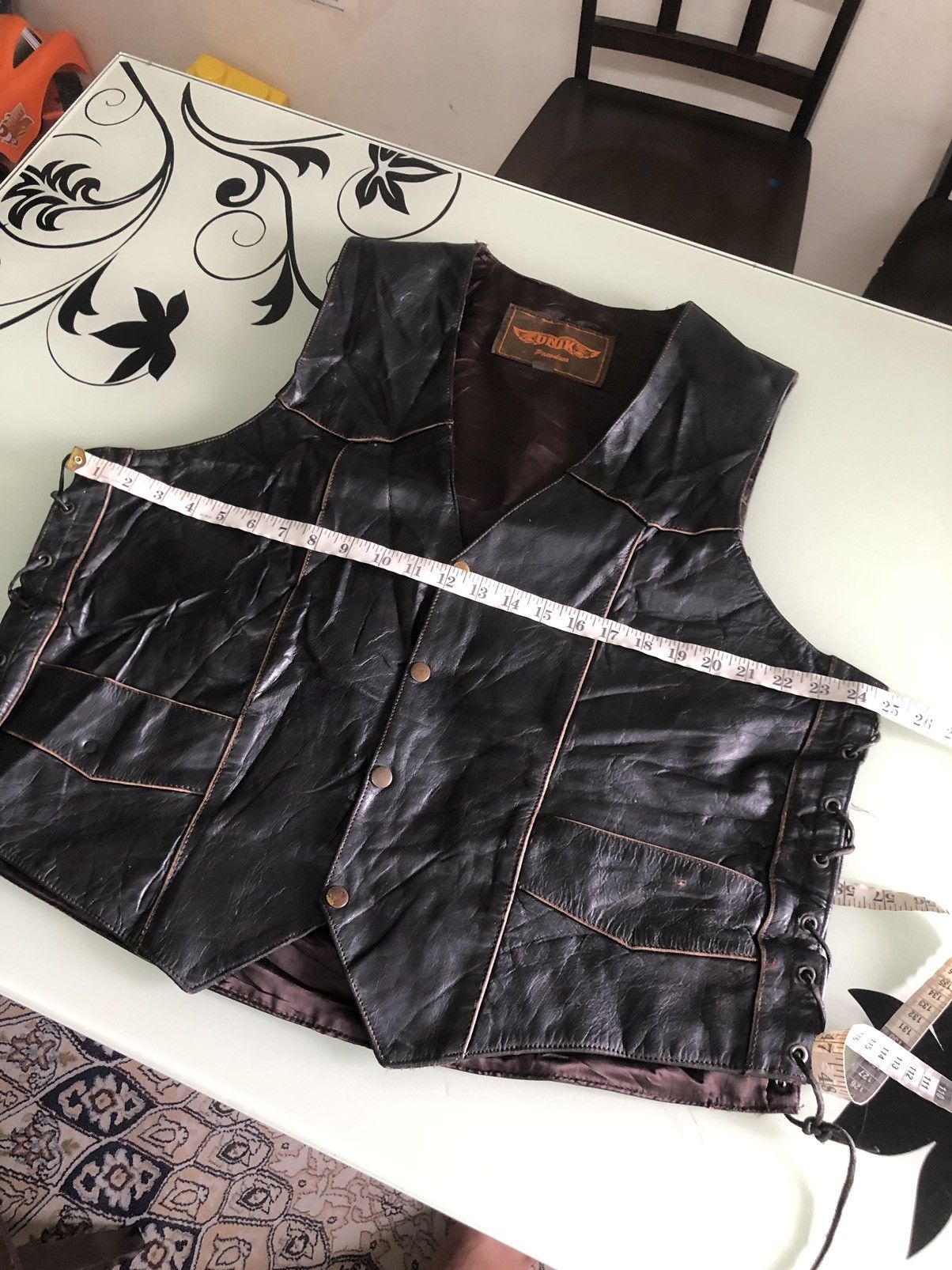 Vintage Vintage Unik Indian Head Leather Vest Like Perfecto Size US XL / EU 56 / 4 - 22 Thumbnail
