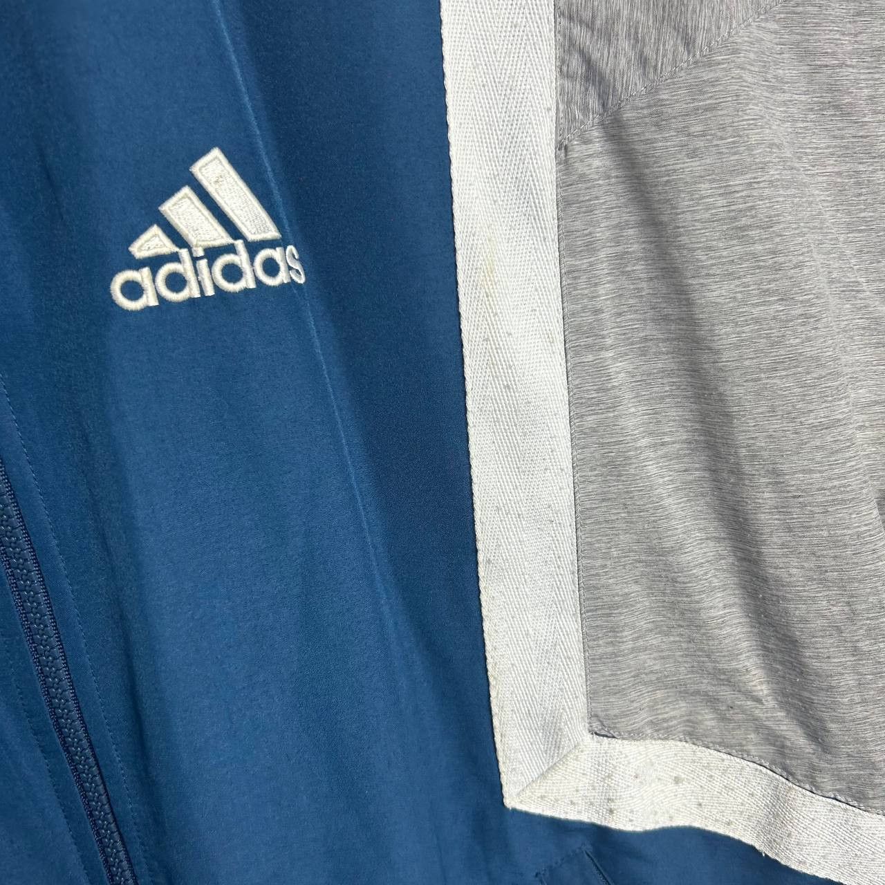 Adidas Vintage Adidas Small logo 90s streetwear bomber Size US L / EU 52-54 / 3 - 11 Thumbnail