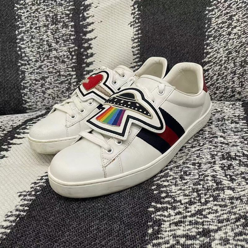 Gucci Gucci Colorful Appliqué White Sneakers for Men Size US 9.5 / EU 42-43 - 1 Thumbnail