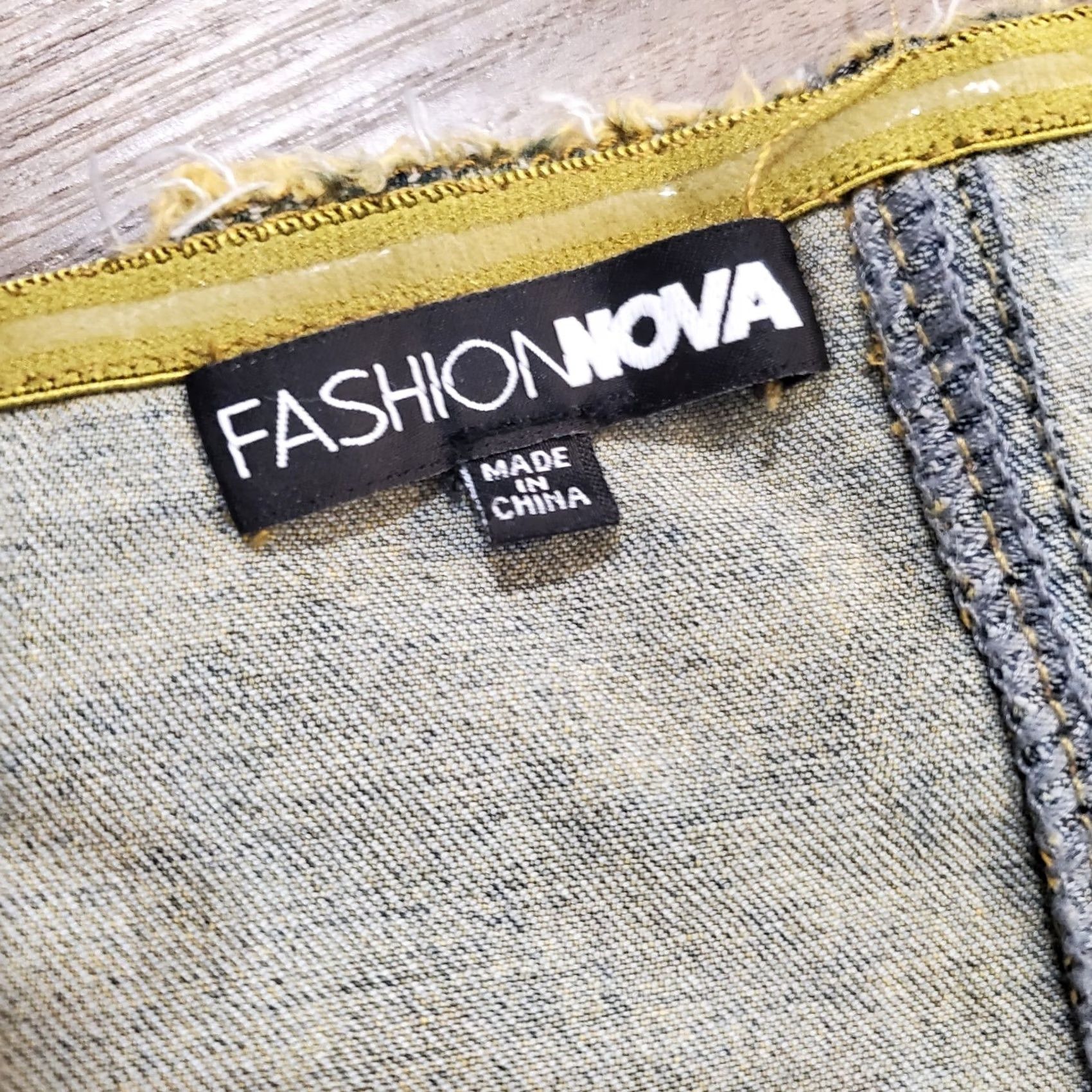 Fashion Nova Fashion Nova Womens 3X Yellow Acid Washed Denim Tube Top Corset 80s Size XXL / US 16-18 / IT 52-54 - 5 Thumbnail