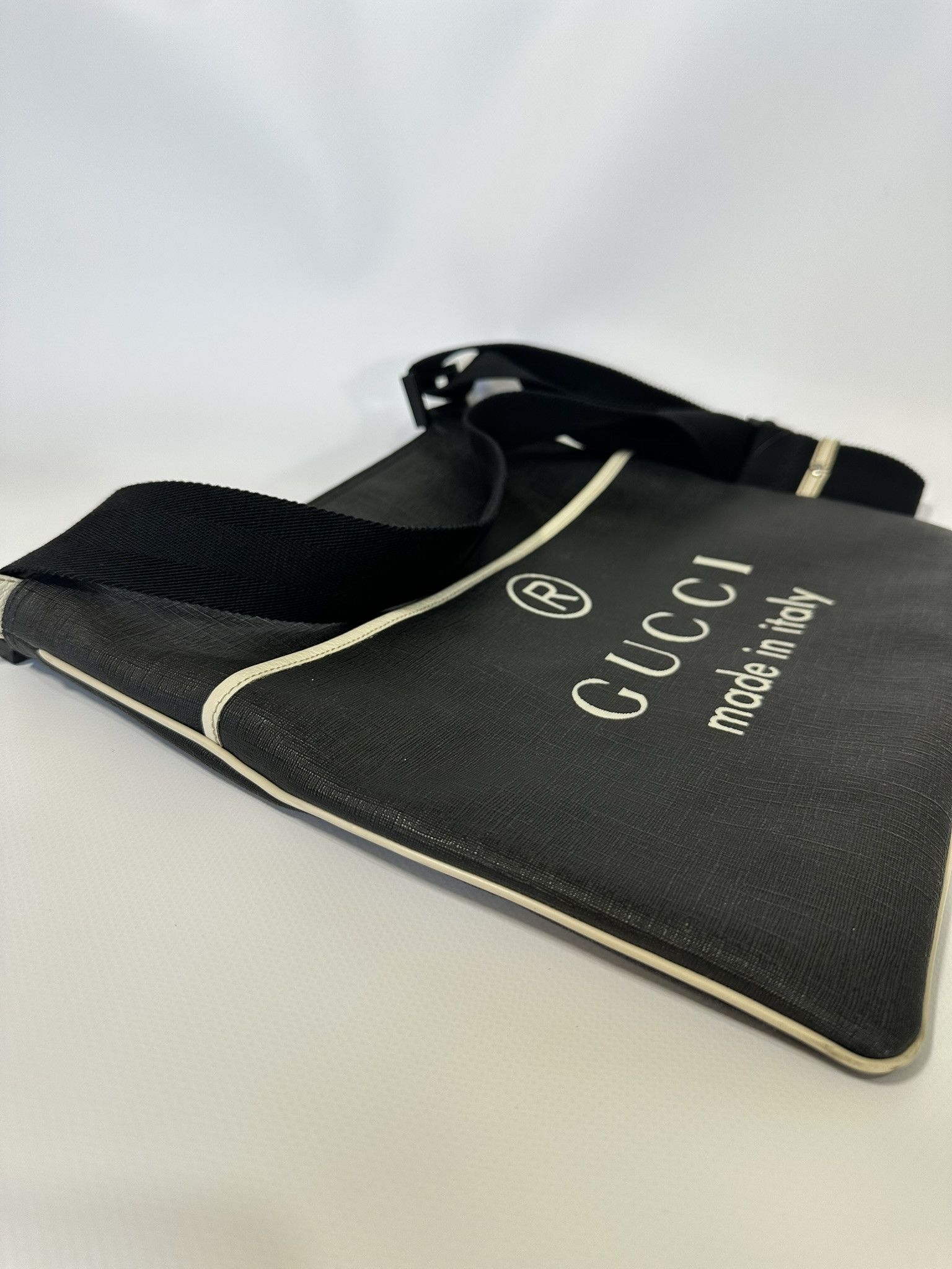 Gucci Gucci Messenger Bag Made in Italy Vintage Logo Gray Canvas Size ONE SIZE - 6 Thumbnail